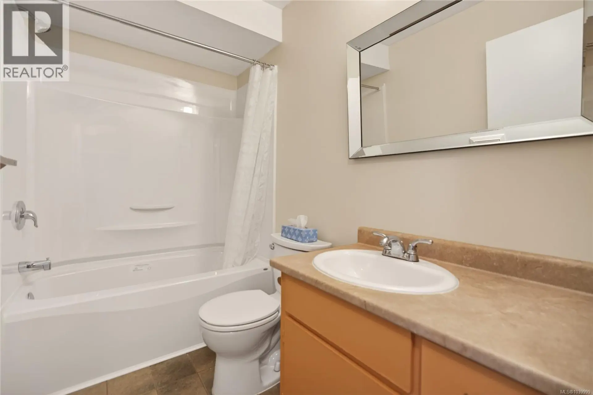 #207 1130 Willemar Ave - Image 13