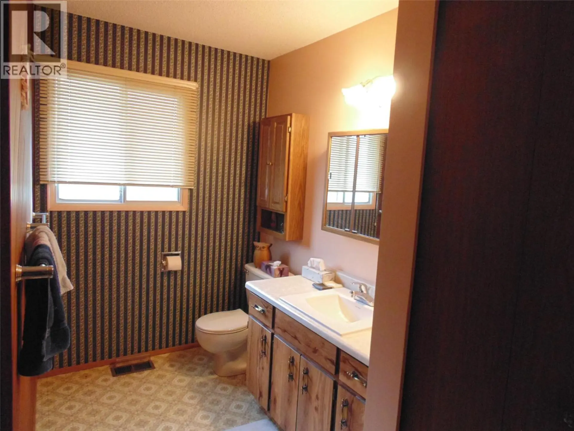 1410 Highland Drive - Image 17