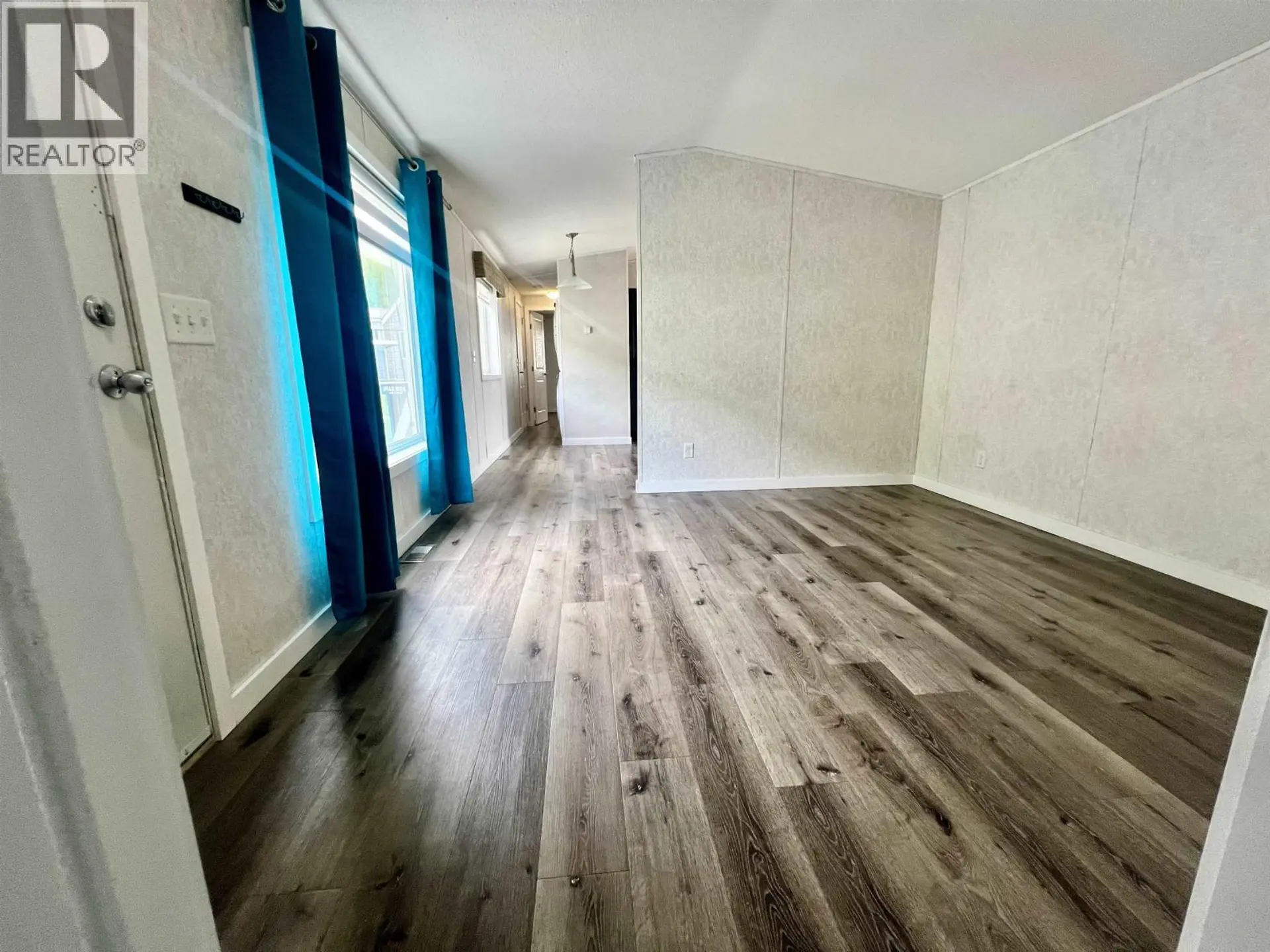 #32 3614 KALUM STREET - Image 7