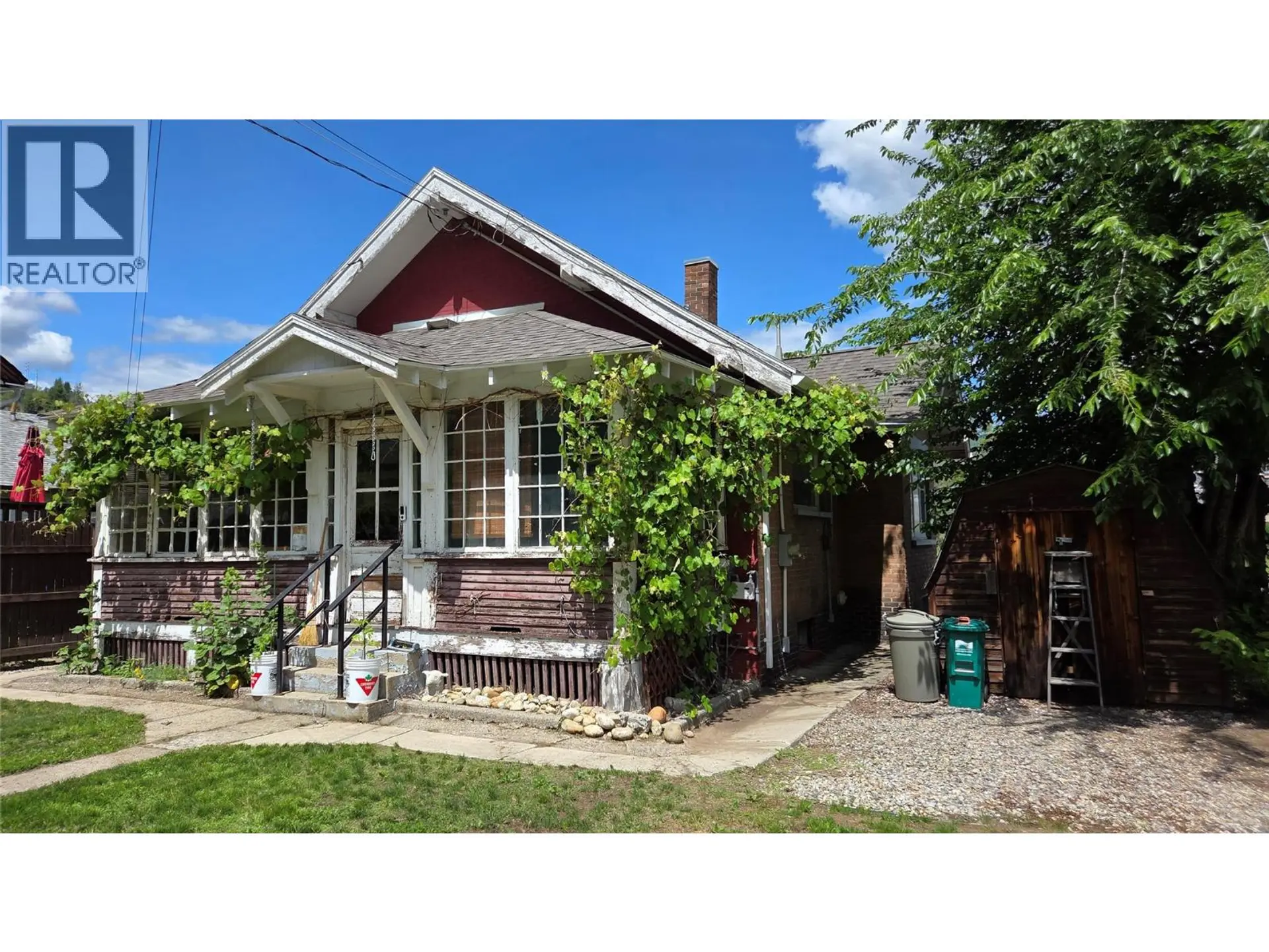 390 Binns Street - Image 12