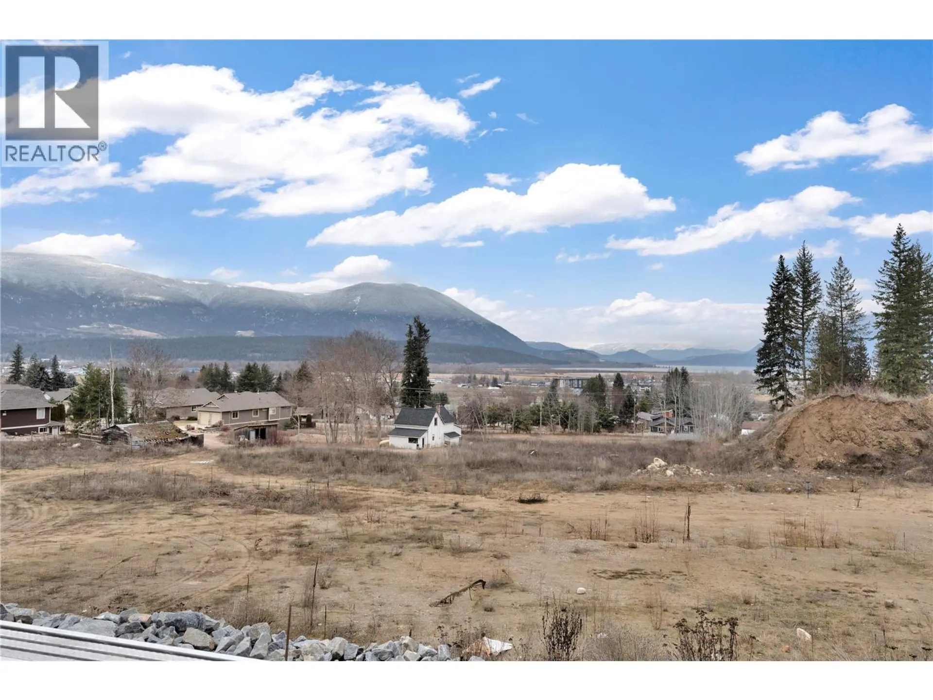 931 25 Avenue SW - Image 14