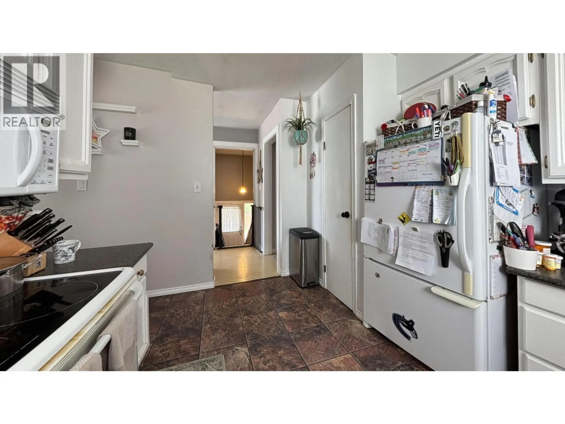 8924 88 STREET - Image 3