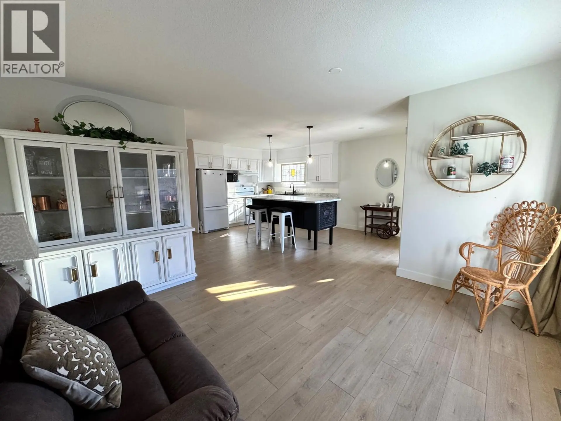 #17 2250 Louie Drive - Image 9