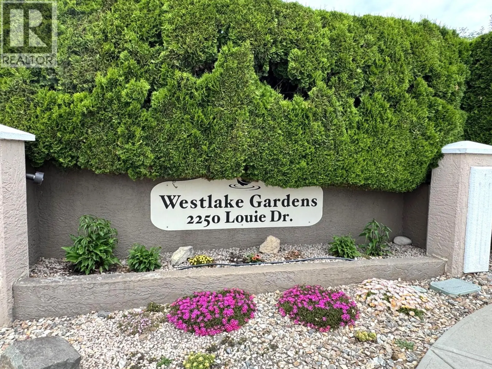 #17 2250 Louie Drive - Image 15