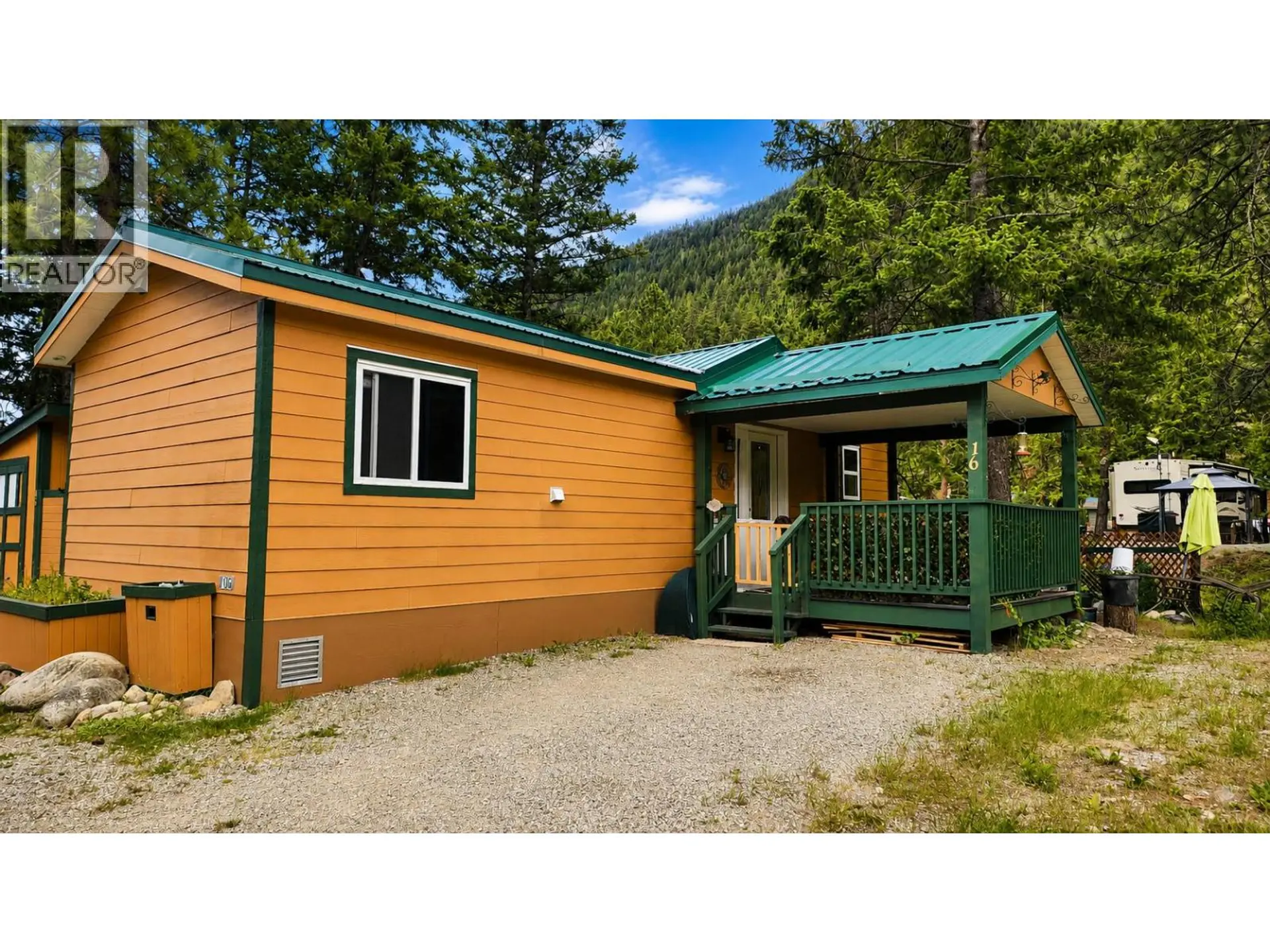 #16 4835 Paradise Valley Drive - Image 3