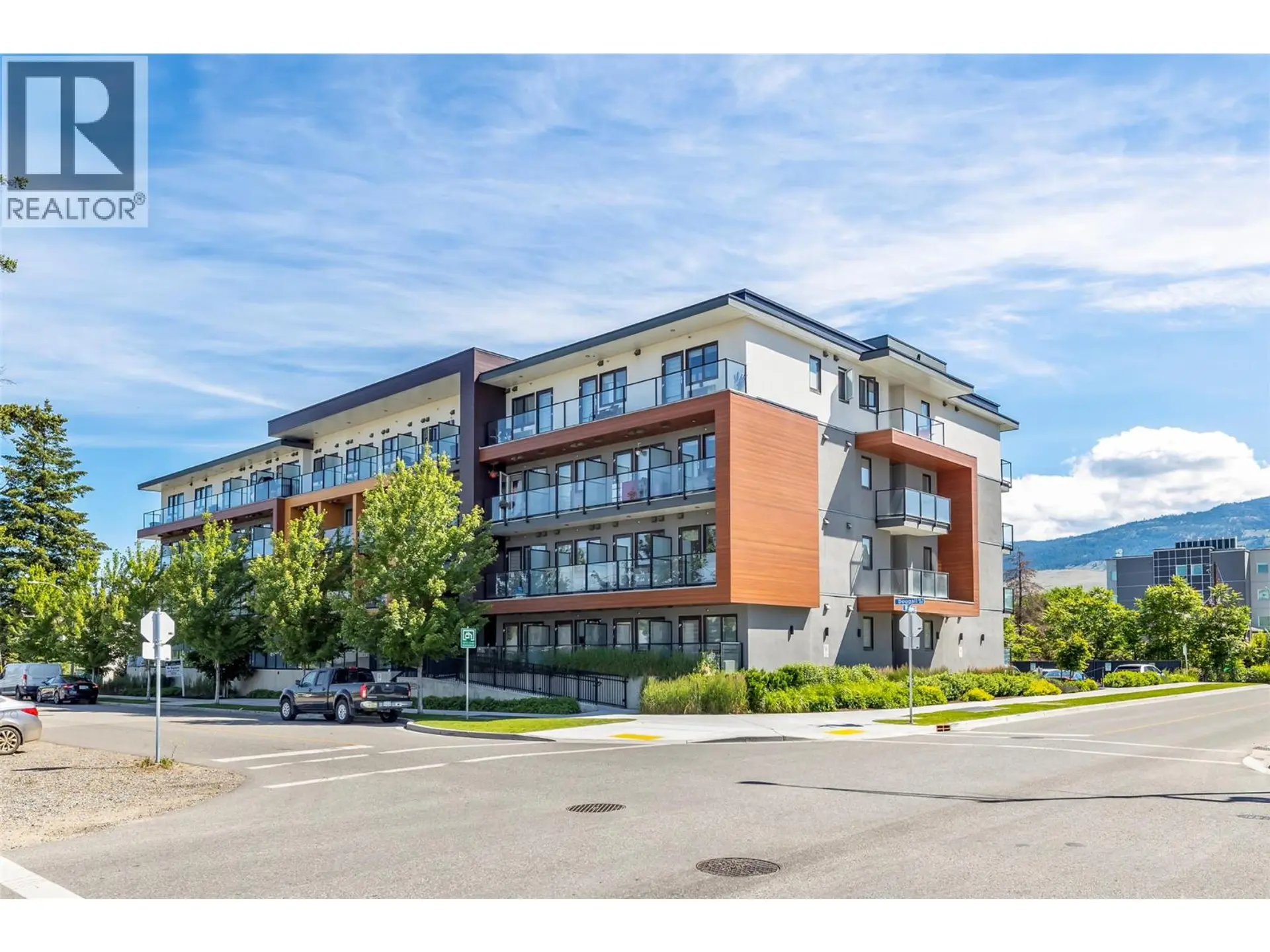 #201 345 dougall Road N - Image 1