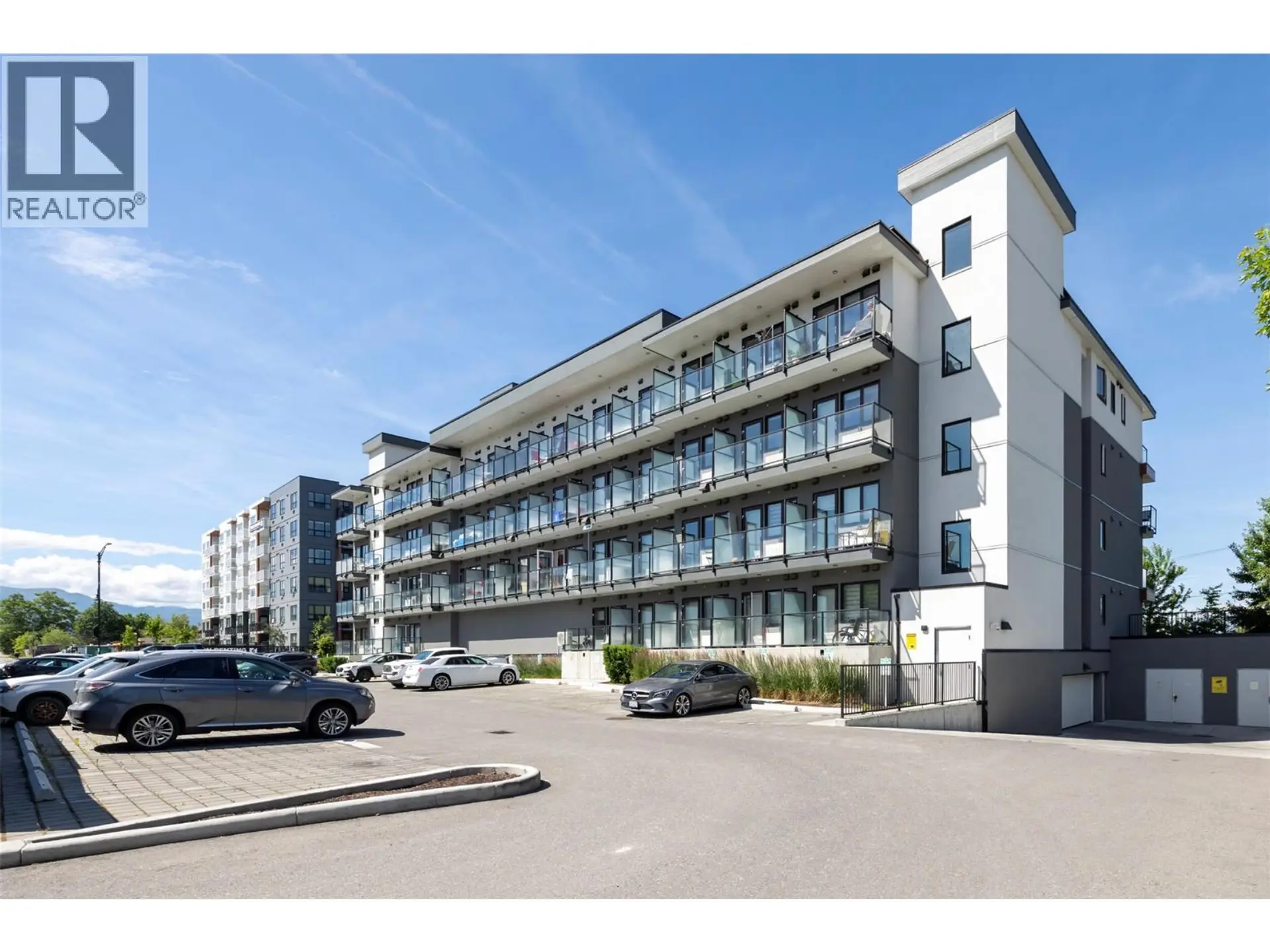 #201 345 dougall Road N - Image 19