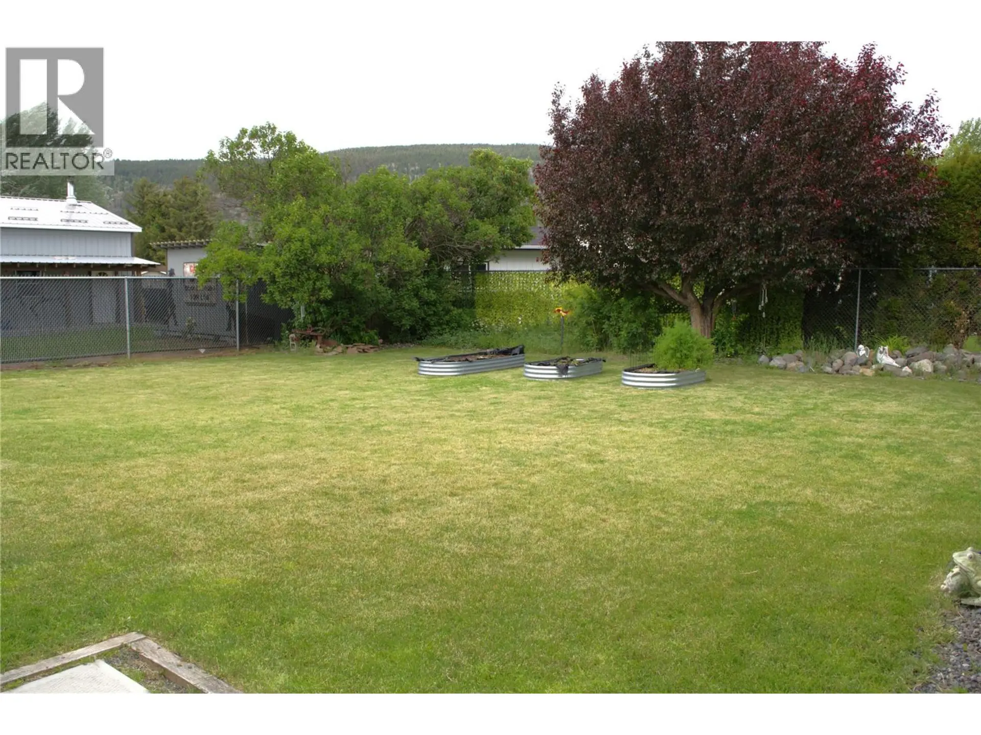 2225 Merritt Avenue - Image 14