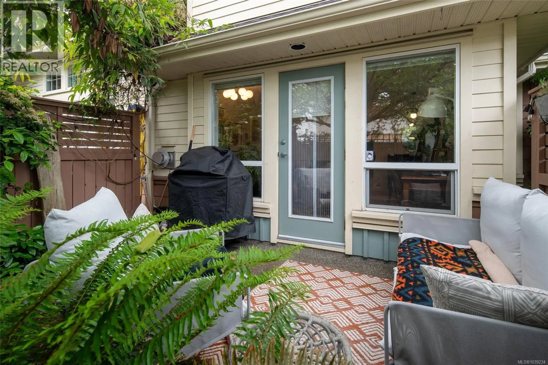 #16 1019 North Park St - Image 17