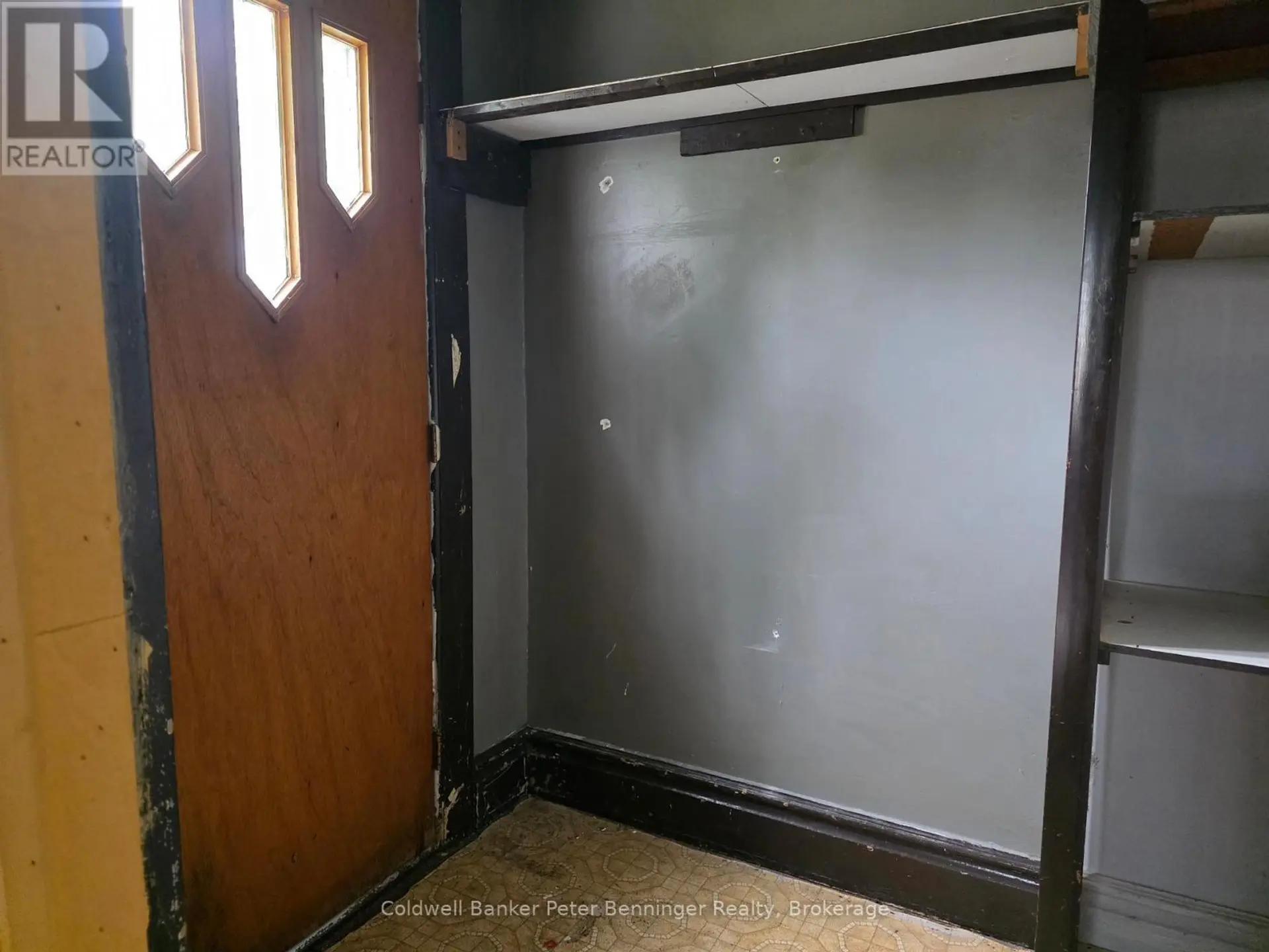 21 PETER STREET S - Image 13