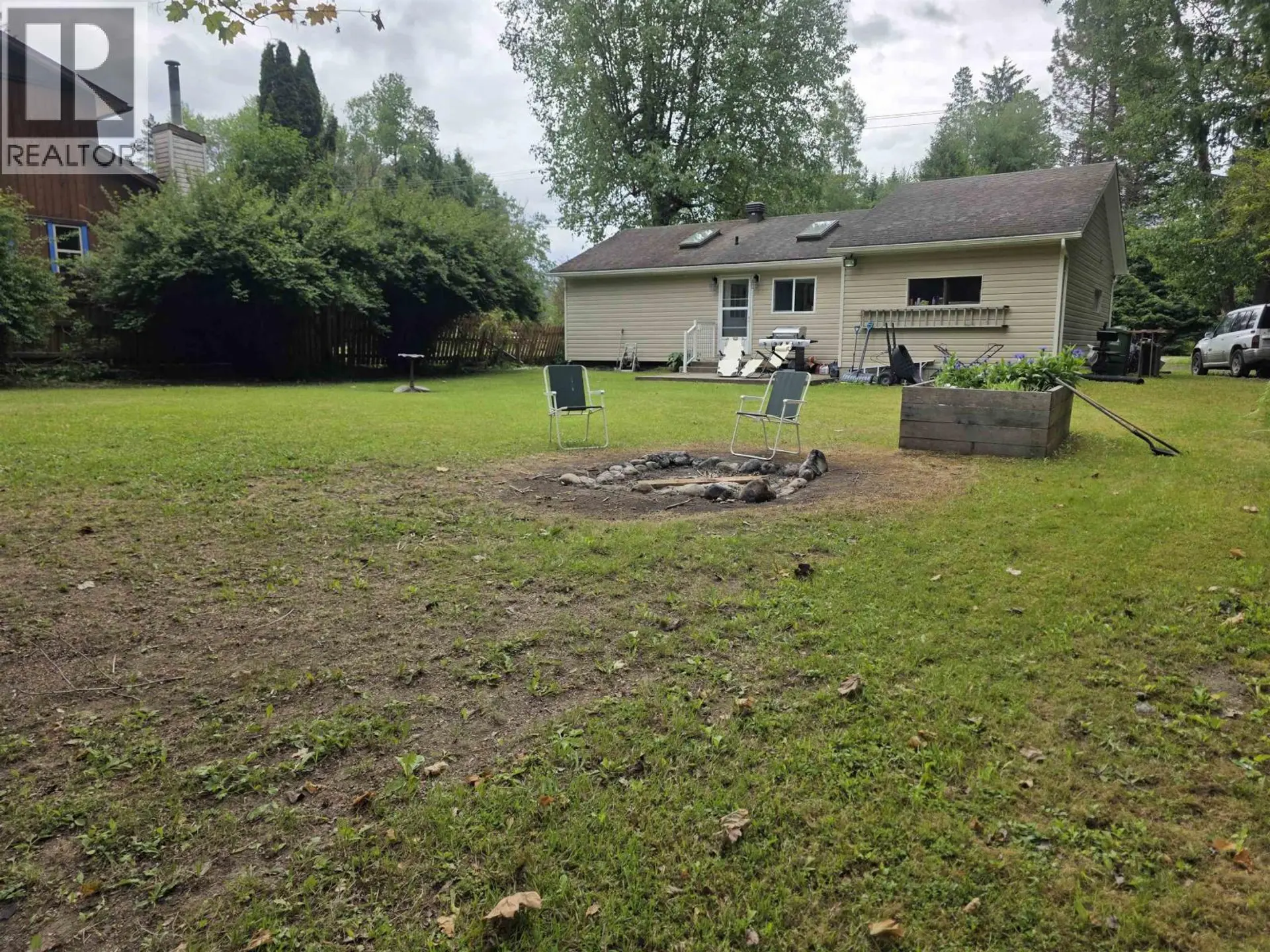 4932 GRAHAM AVENUE - Image 13