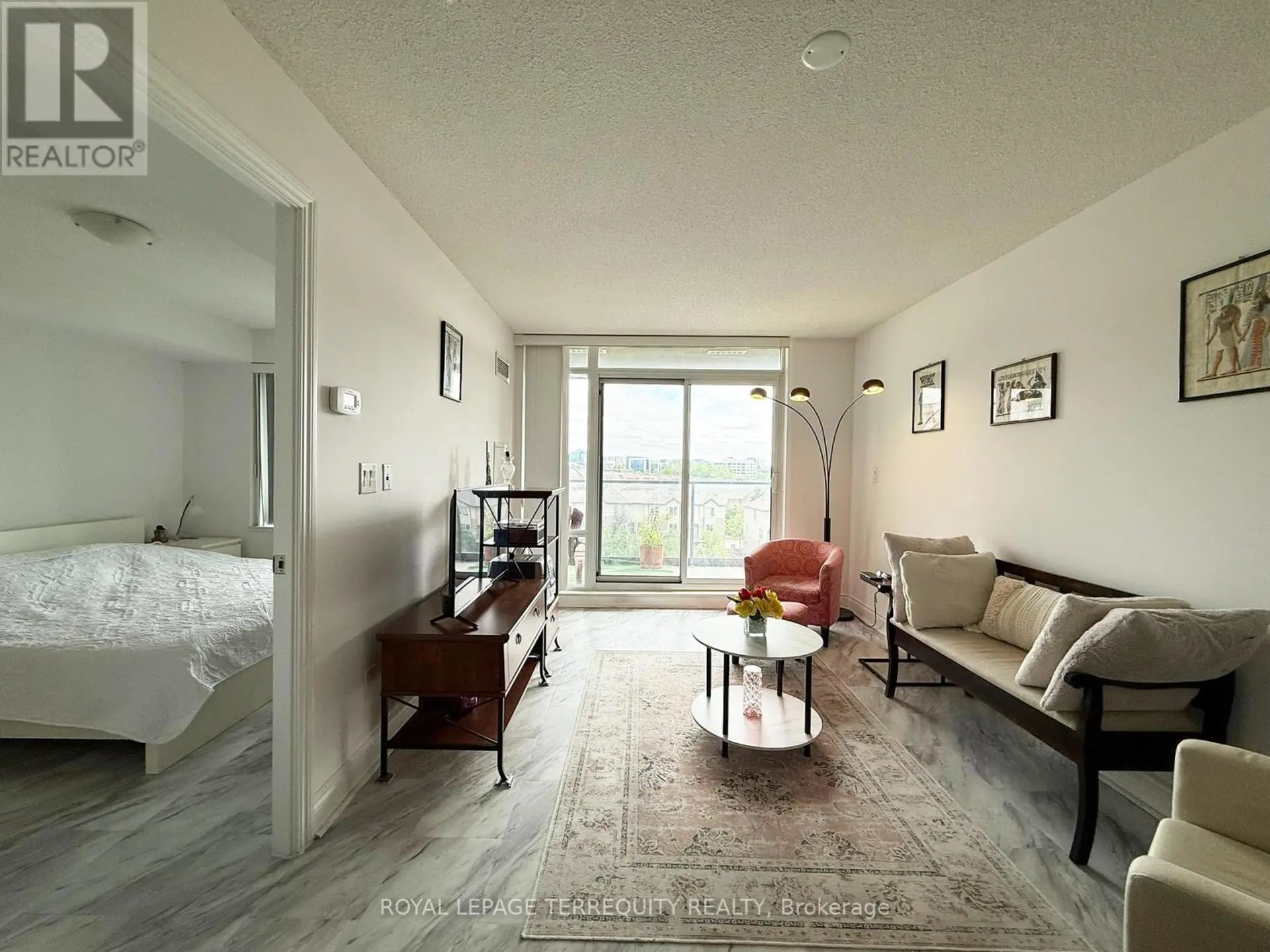 #709 253 SOUTH PARK ROAD - Image 5