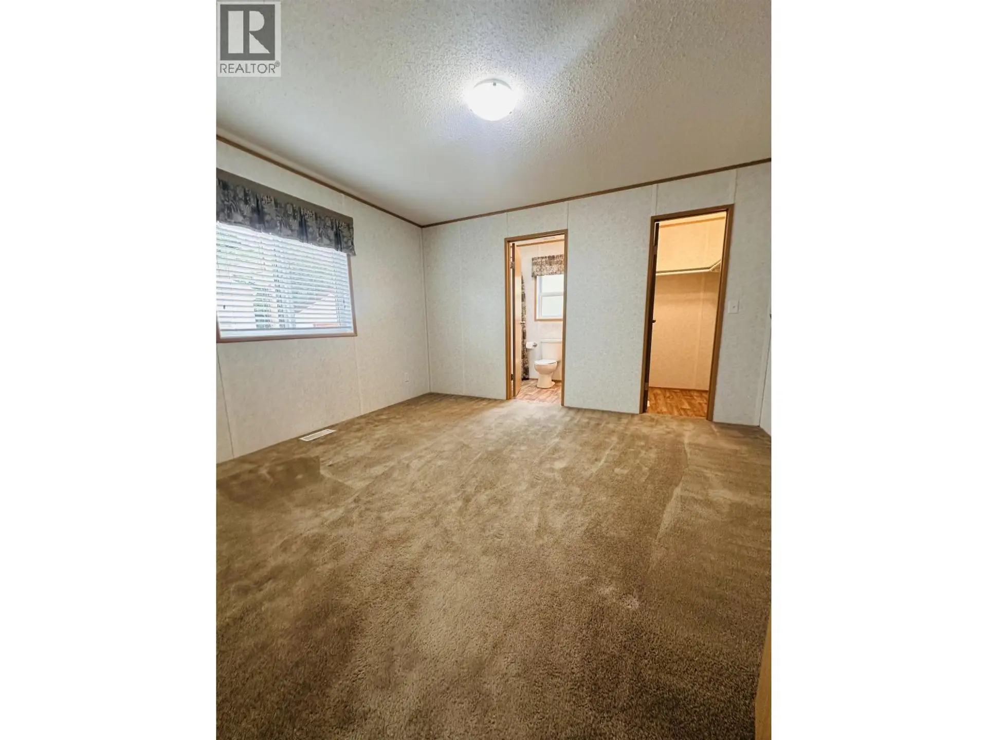 #37 1700 S BROADWAY AVENUE - Image 9