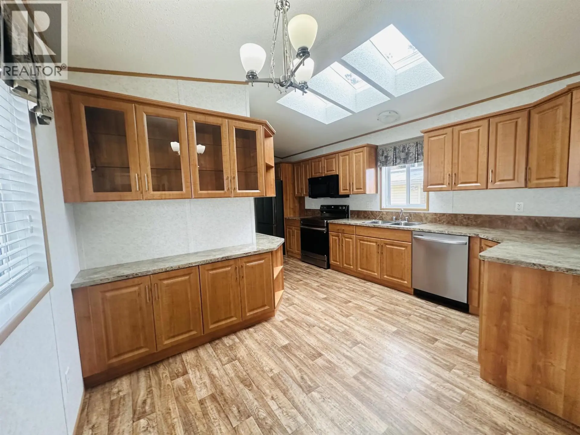 #37 1700 S BROADWAY AVENUE - Image 3