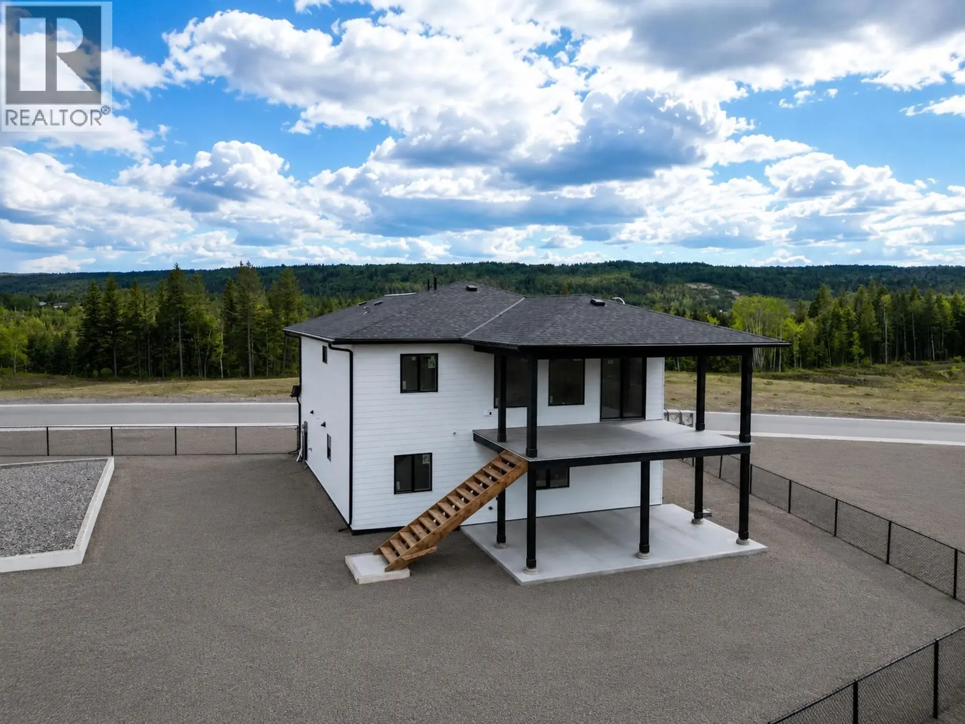 4598 CRAIG DRIVE - Image 3