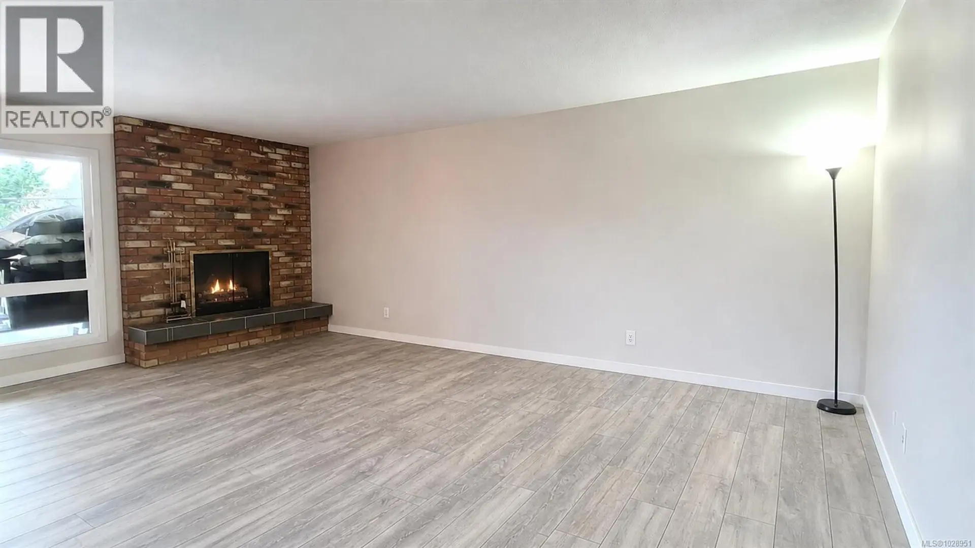 #202 1725 Cedar Hill Cross Rd - Image 2
