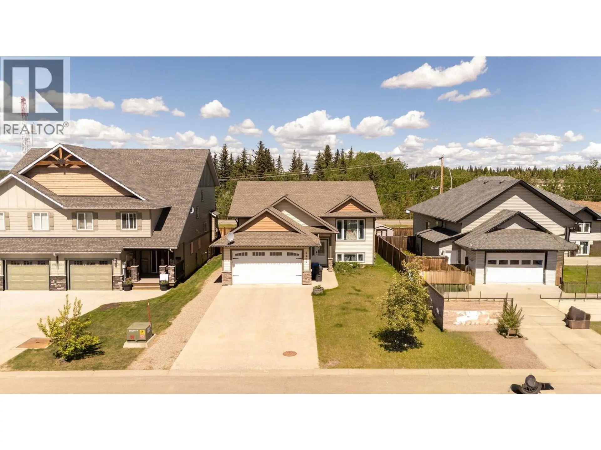9704 118 AVENUE - Image 4