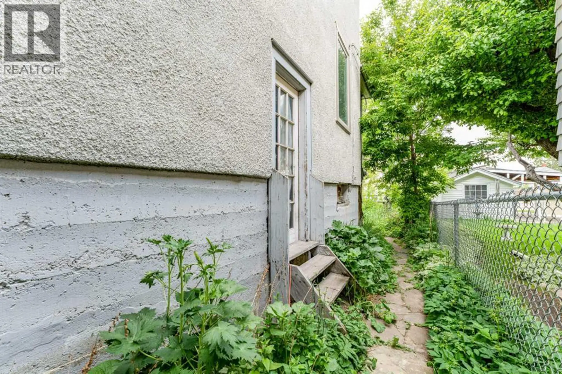 2108 8 Street SE - Image 9