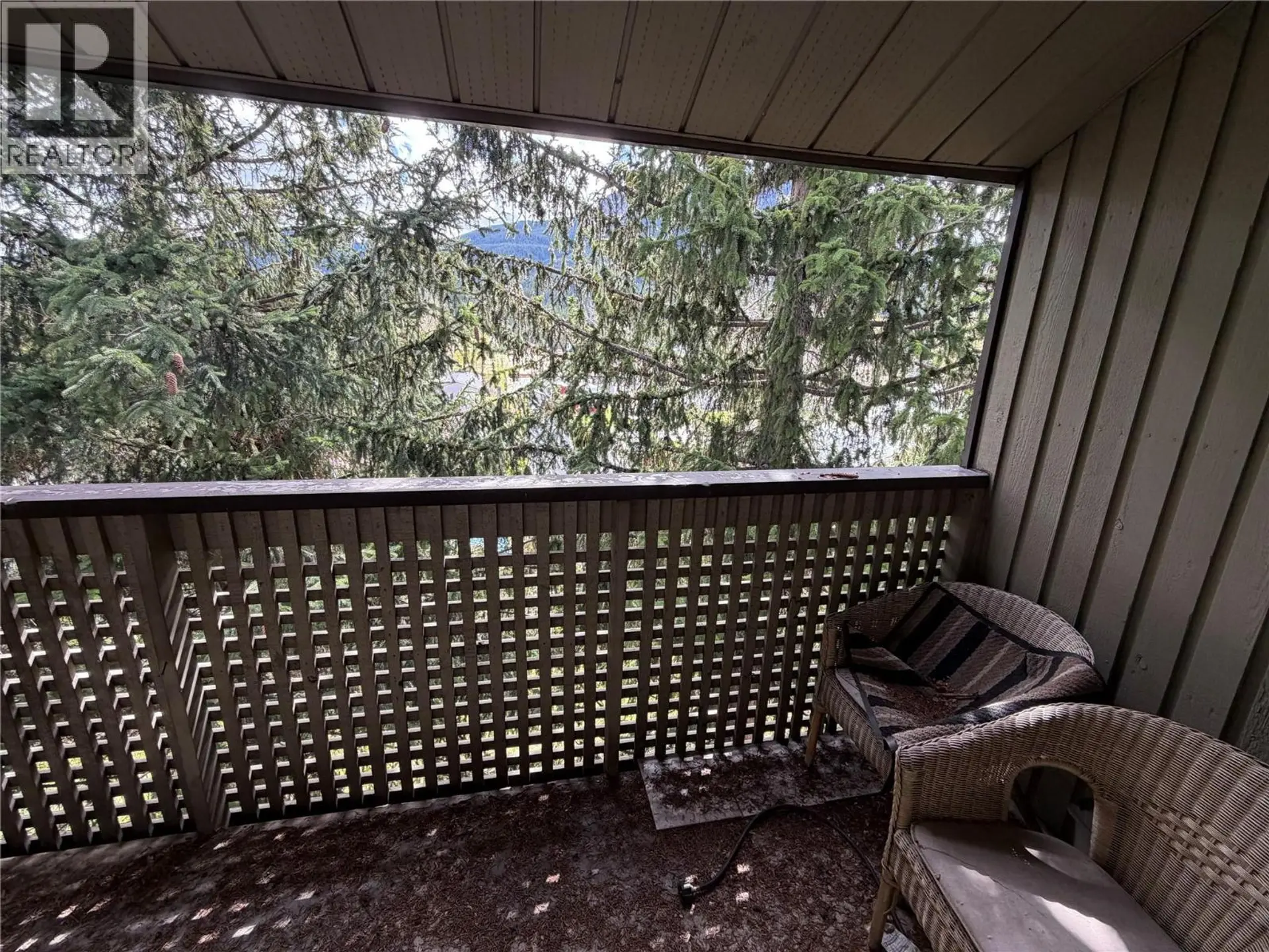#302 775 Balmer Crescent - Image 18