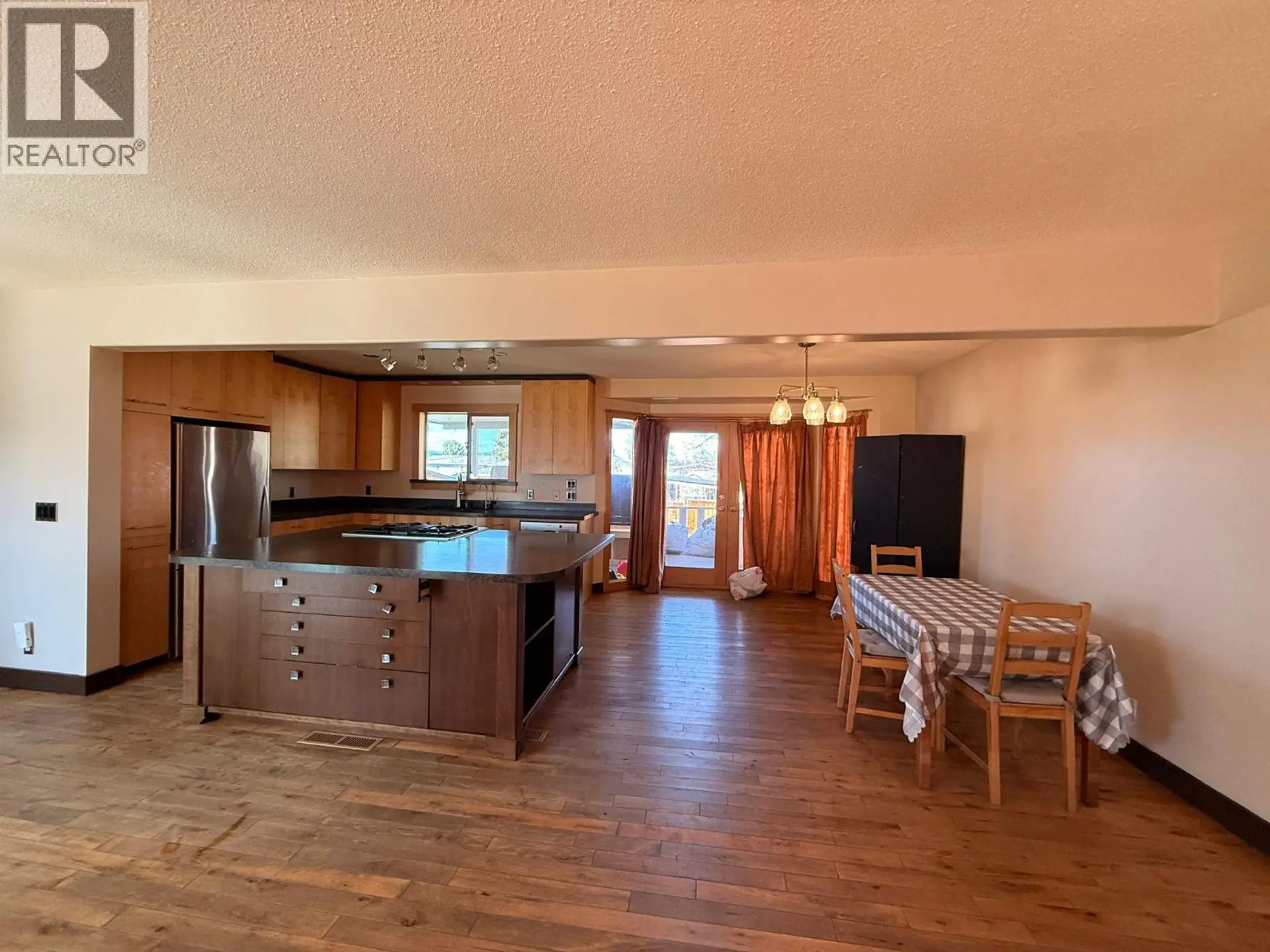 460 Mugford Road - Image 5