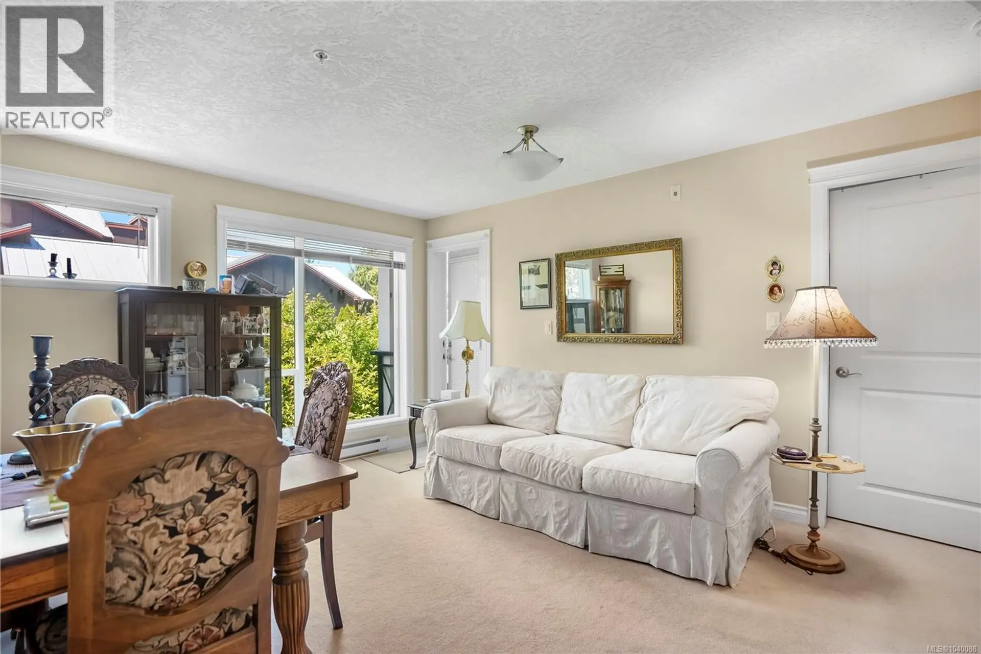 #204 4536 Viewmont Ave - Image 11