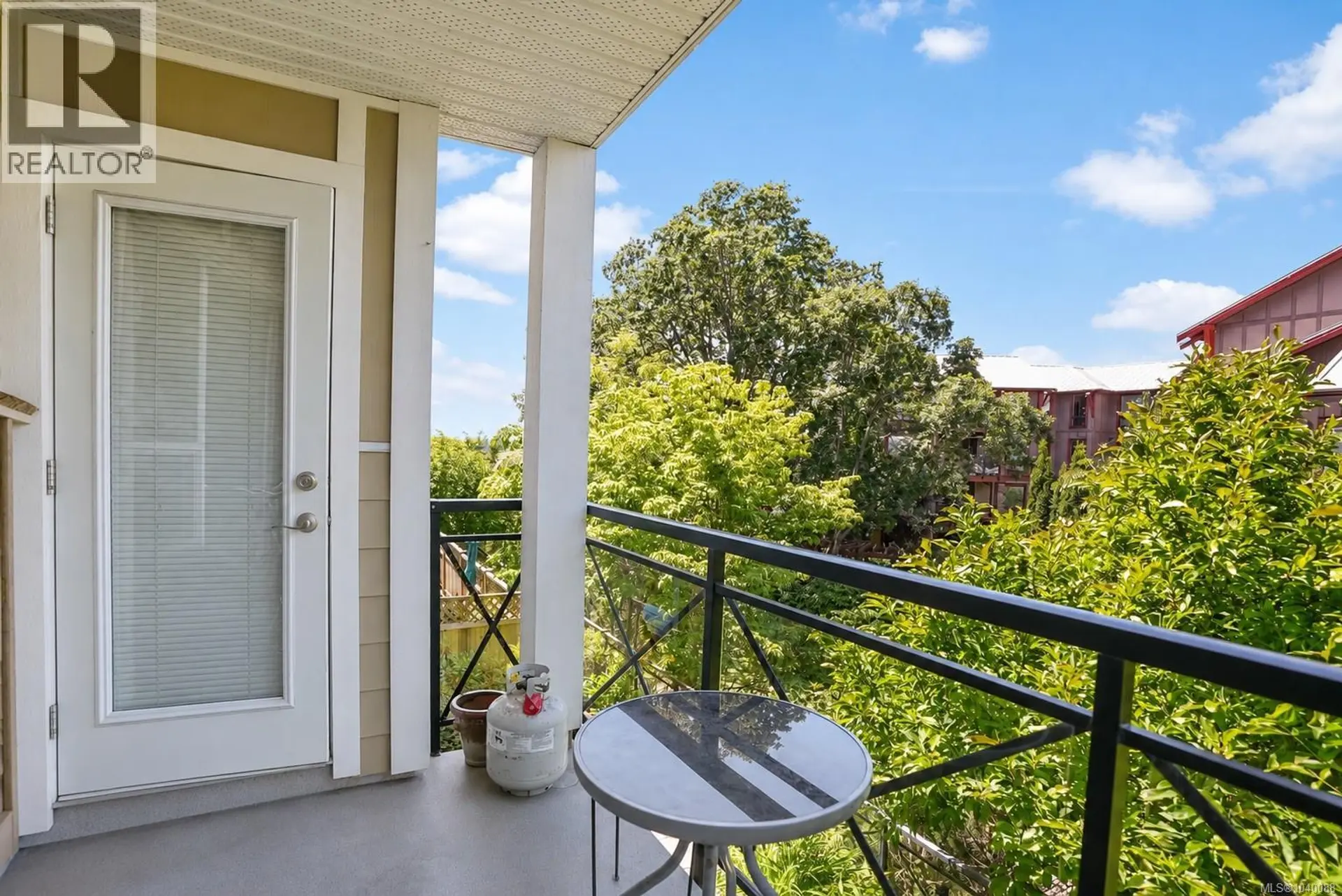 #204 4536 Viewmont Ave - Image 15