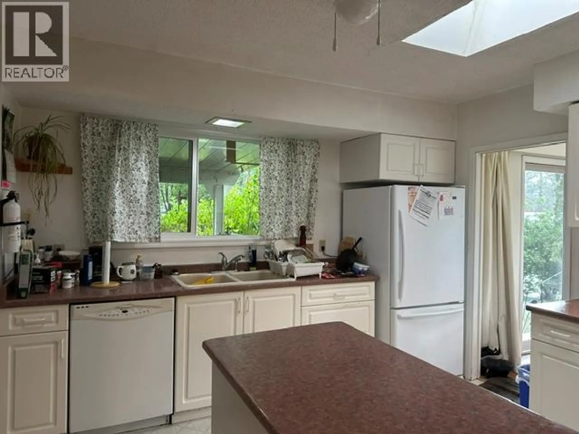 1951 Greaves Avenue - Image 6