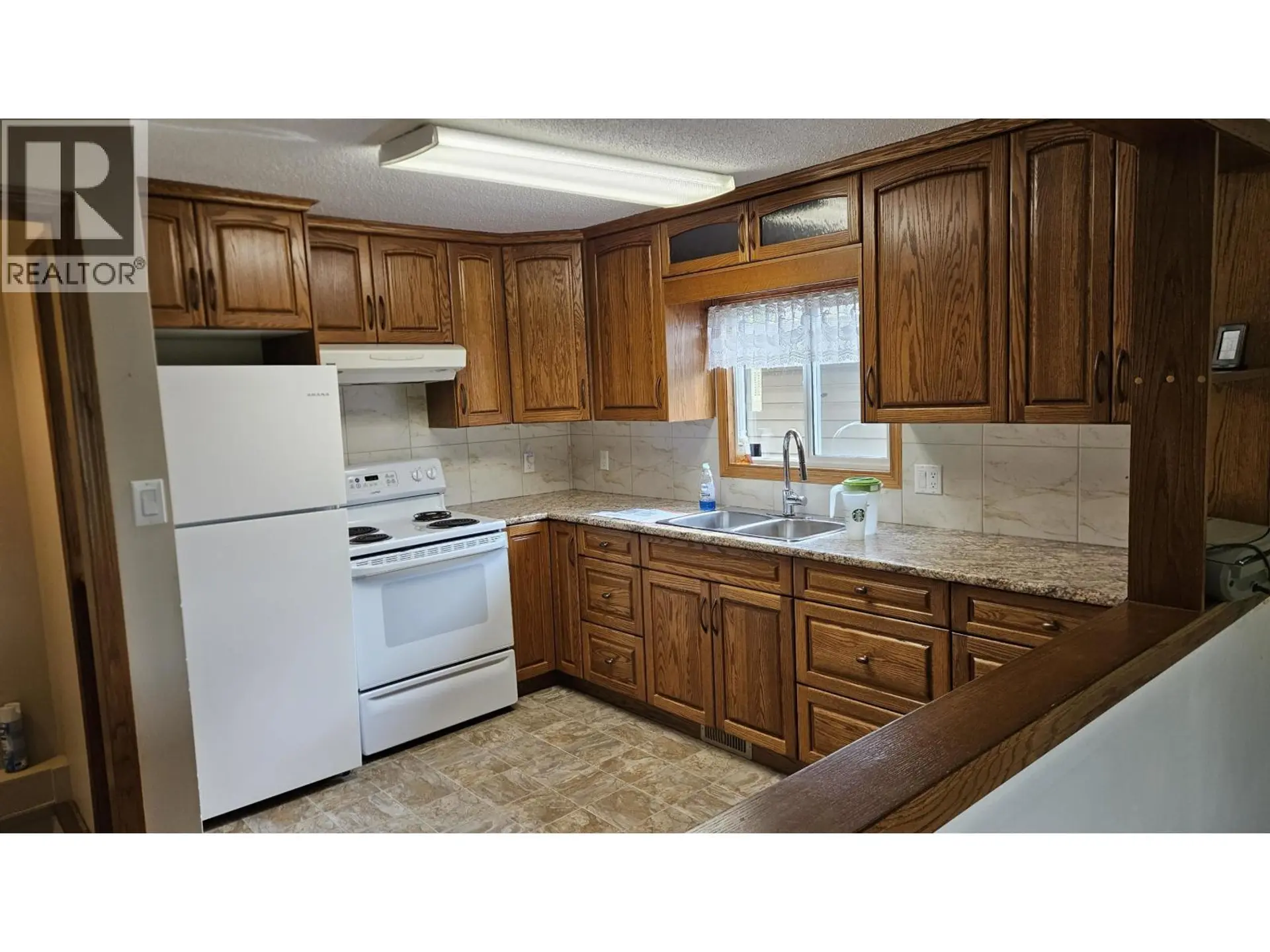 9204 99 AVENUE - Image 7