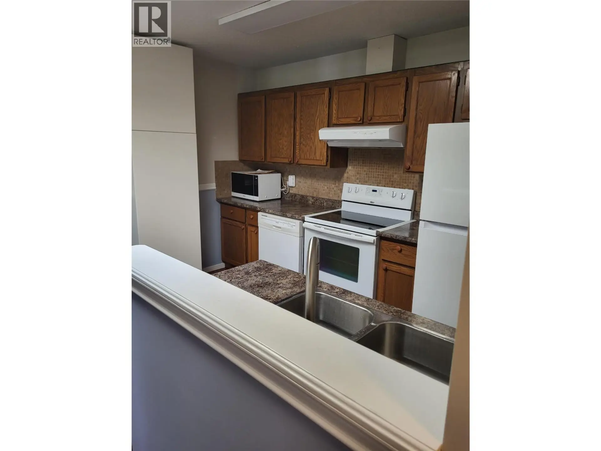 #105 601 Wade Avenue W - Image 6
