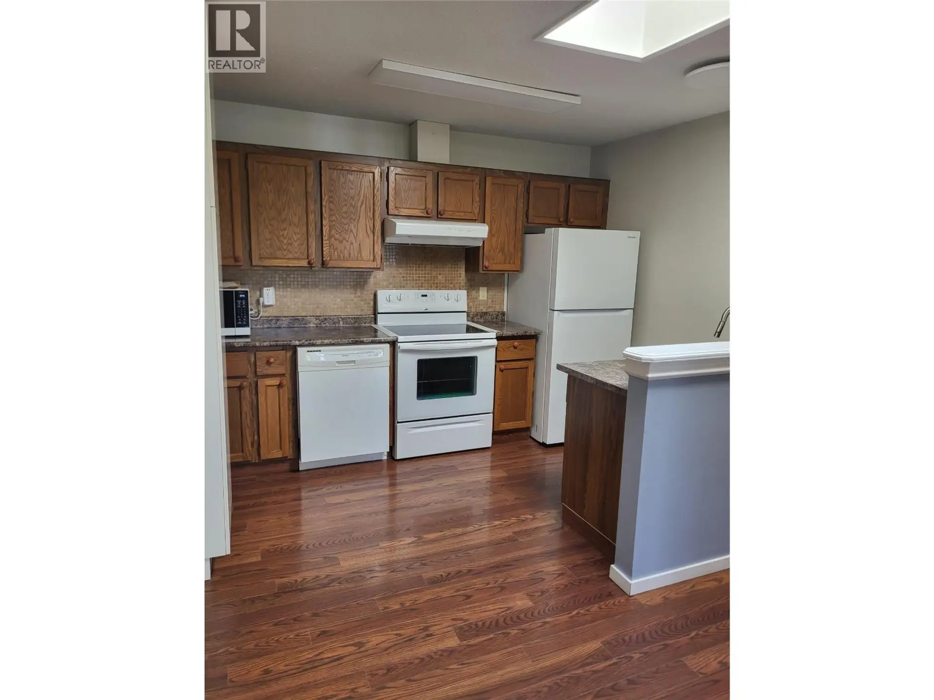 #105 601 Wade Avenue W - Image 3
