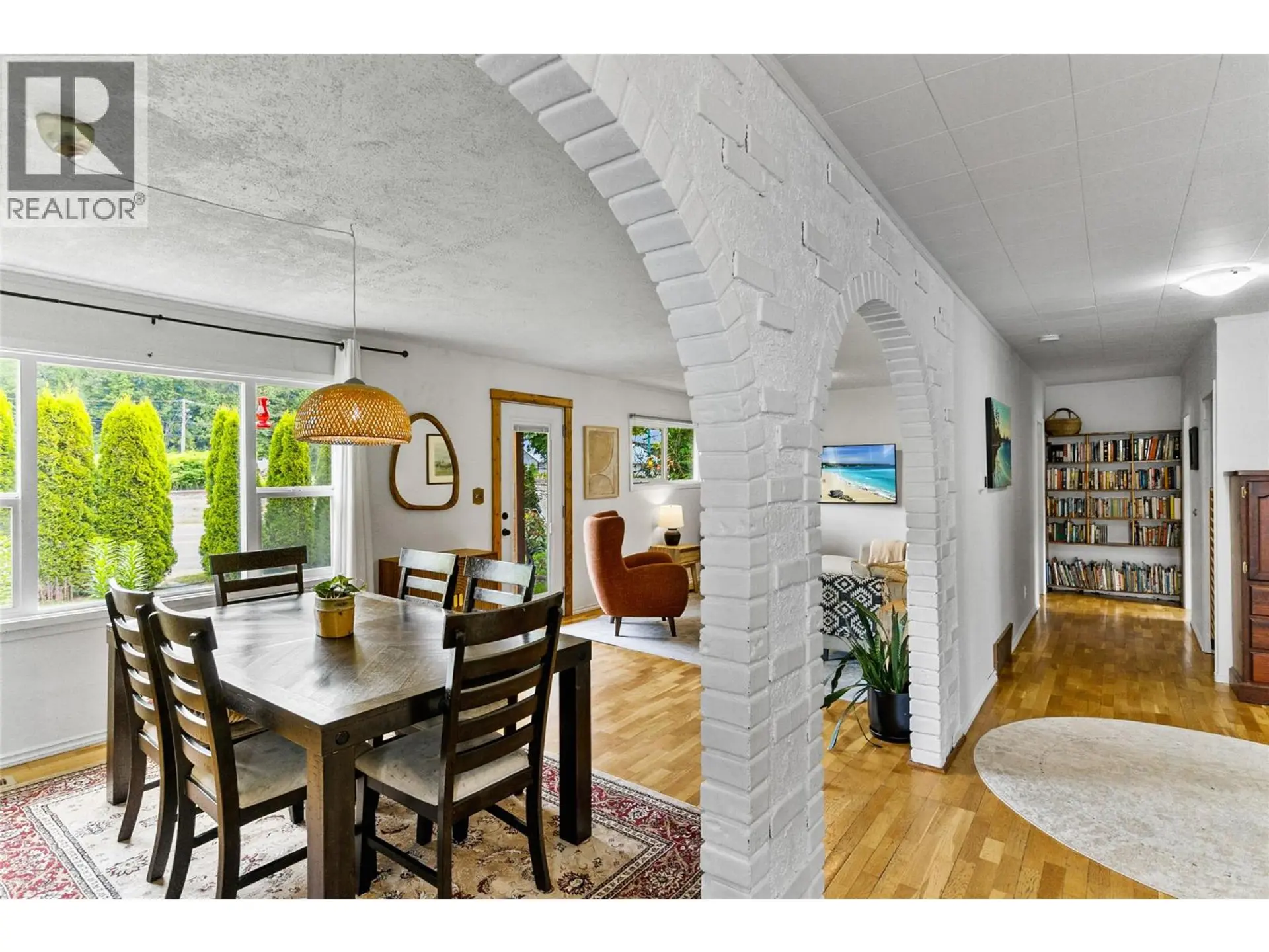 805 Victoria Road - Image 10