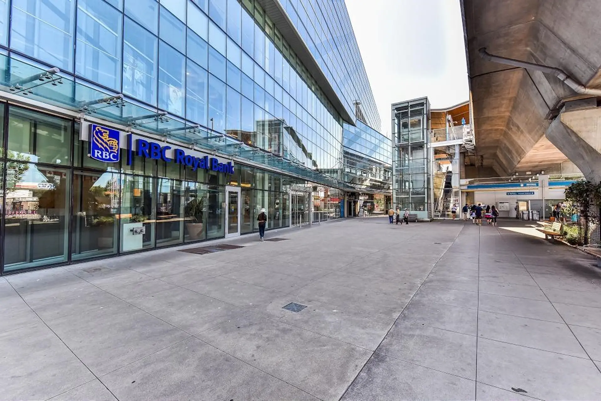 Property at #2305 4000 NO. 3 ROAD, Richmond, BC