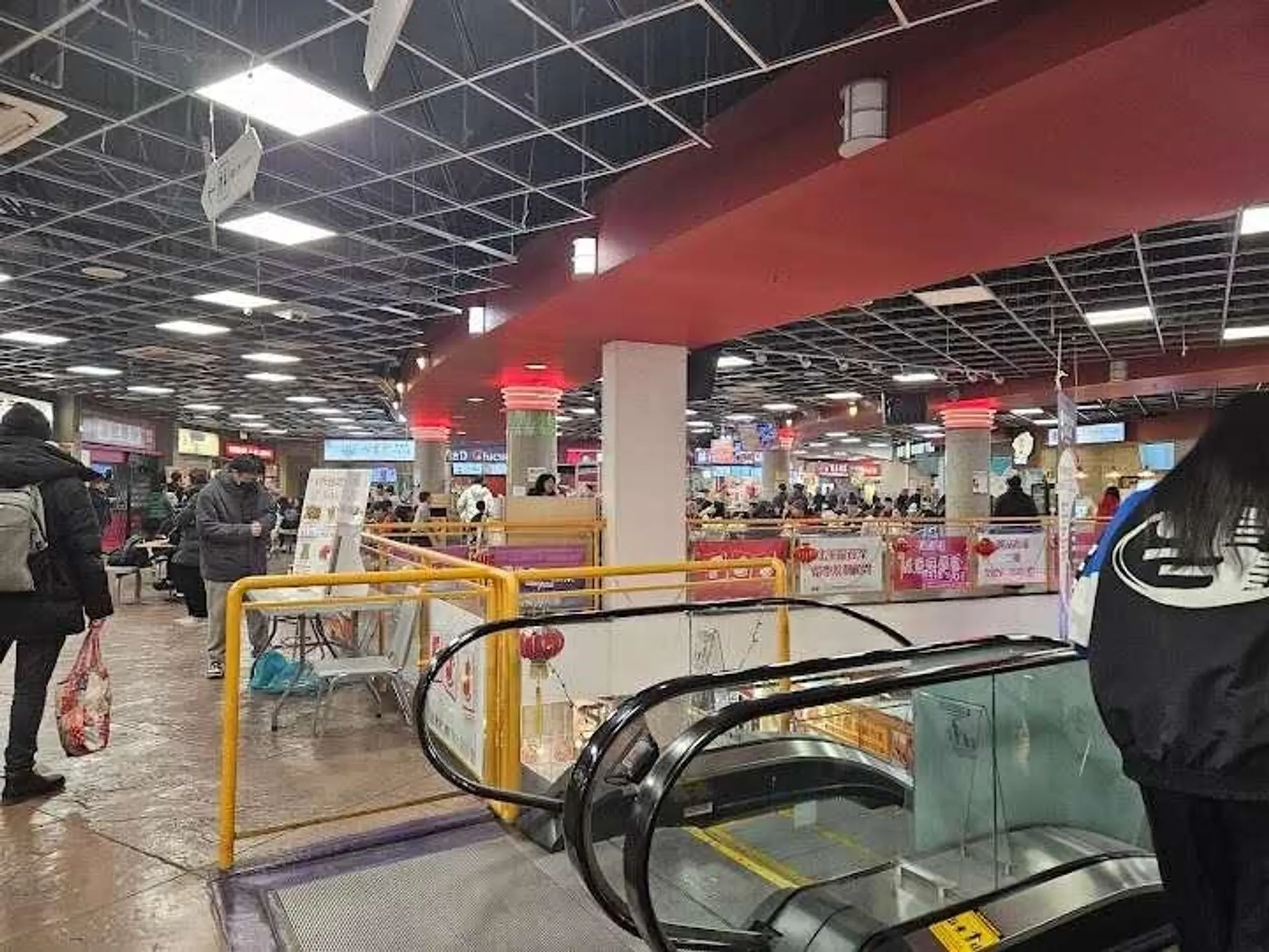 Property at #2210 4500 KINGSWAY, Burnaby, BC