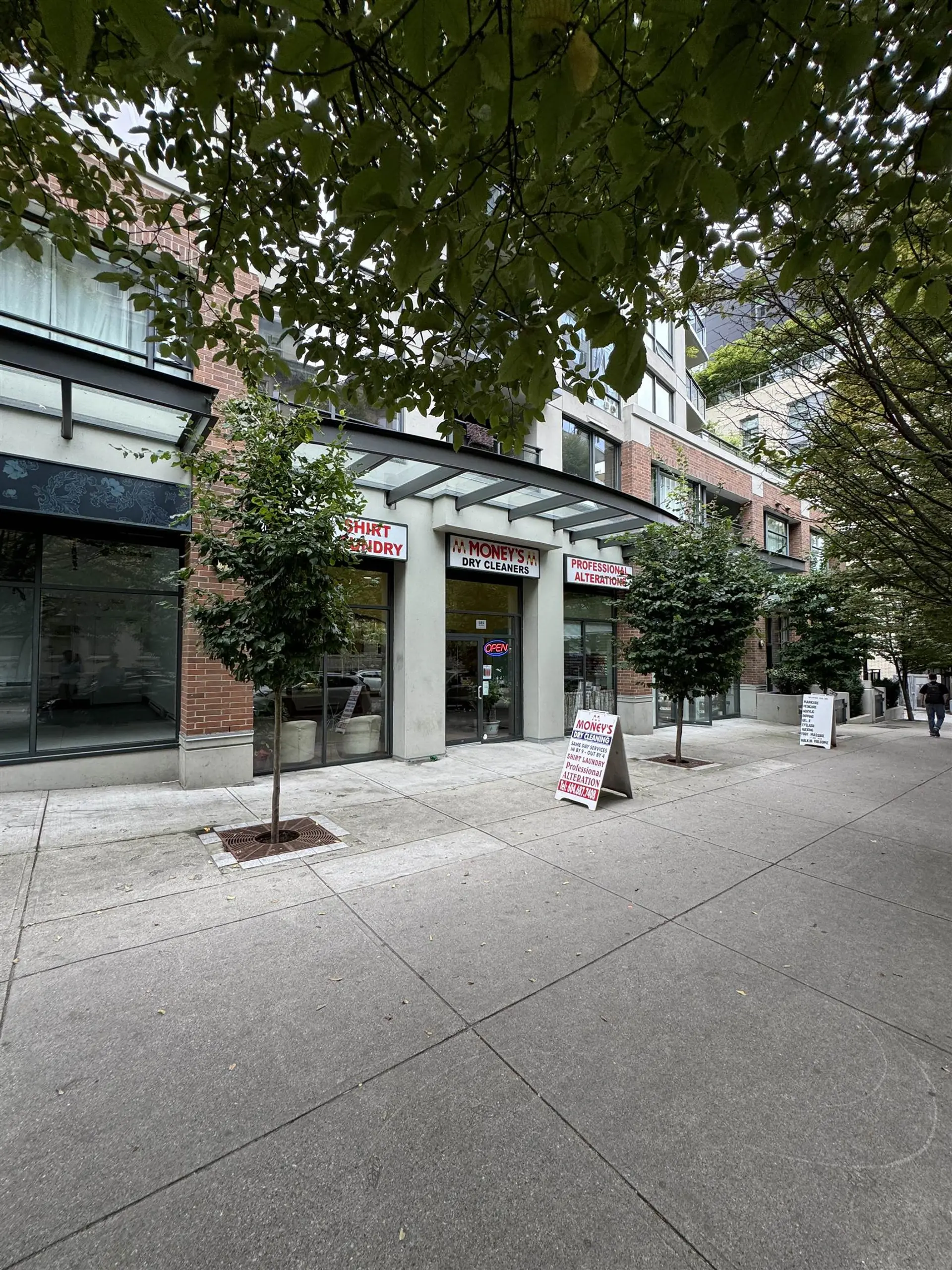 Property at 585 HELMCKEN STREET, Vancouver, BC