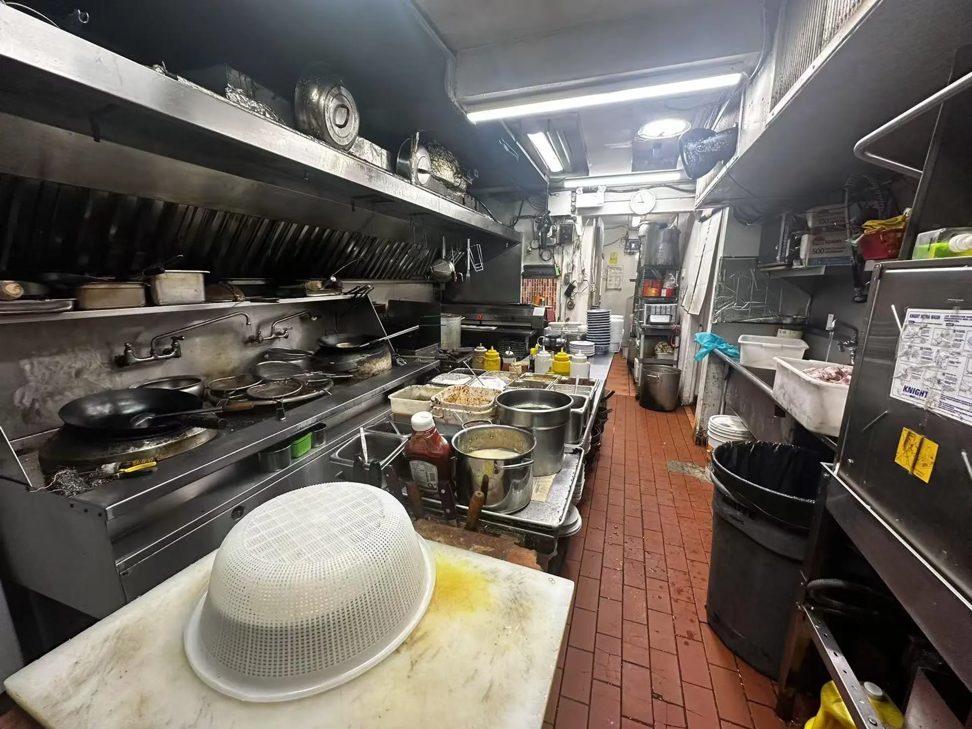 Property at #3 3377 KINGSWAY, Vancouver, BC