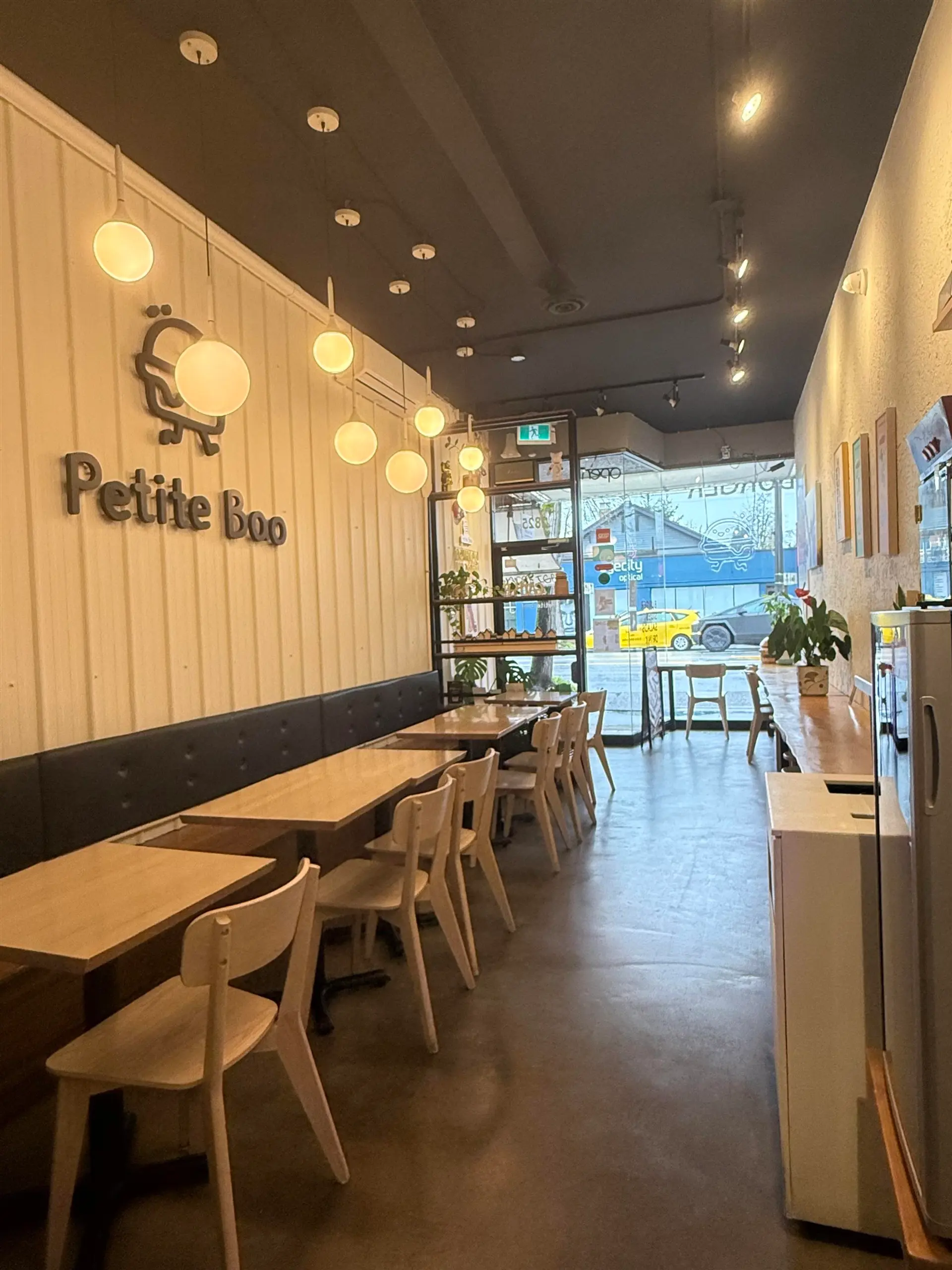 Property at 2825 W BROADWAY, Vancouver, BC