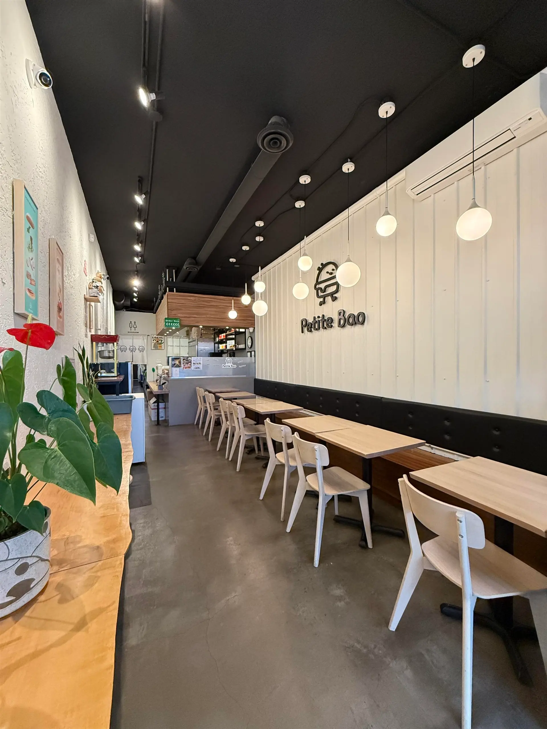 Property at 2825 W BROADWAY, Vancouver, BC