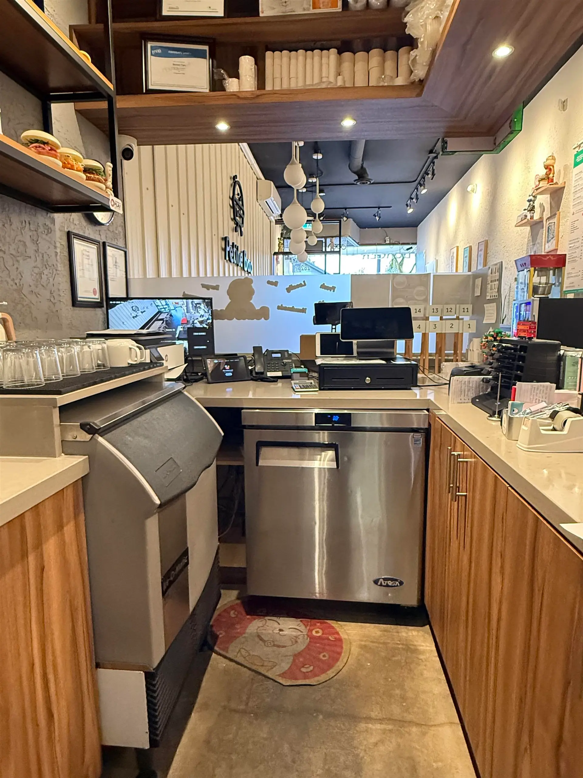 Property at 2825 W BROADWAY, Vancouver, BC