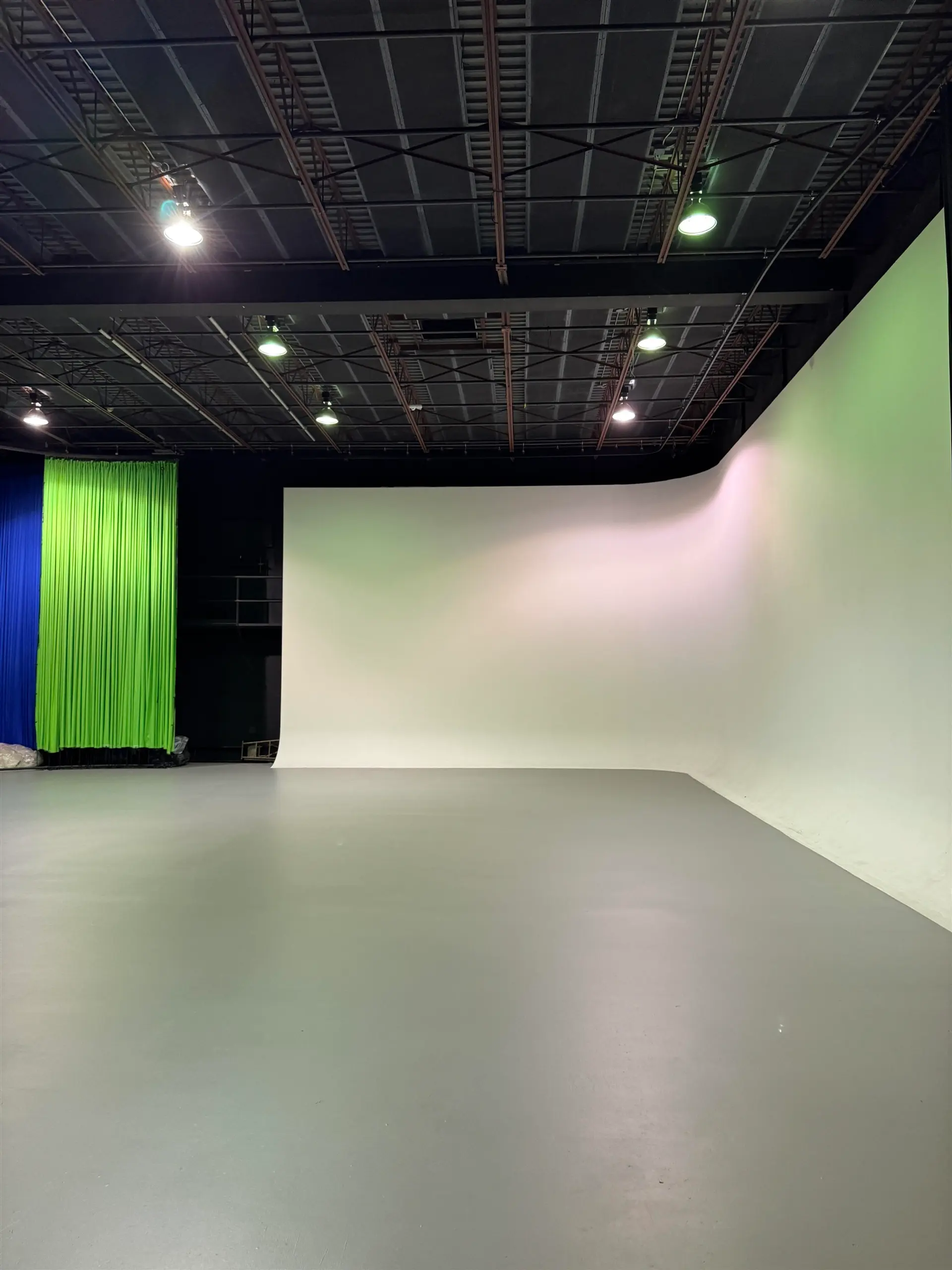 Property at 140-144 RIVERSIDE DRIVE, North Vancouver, BC