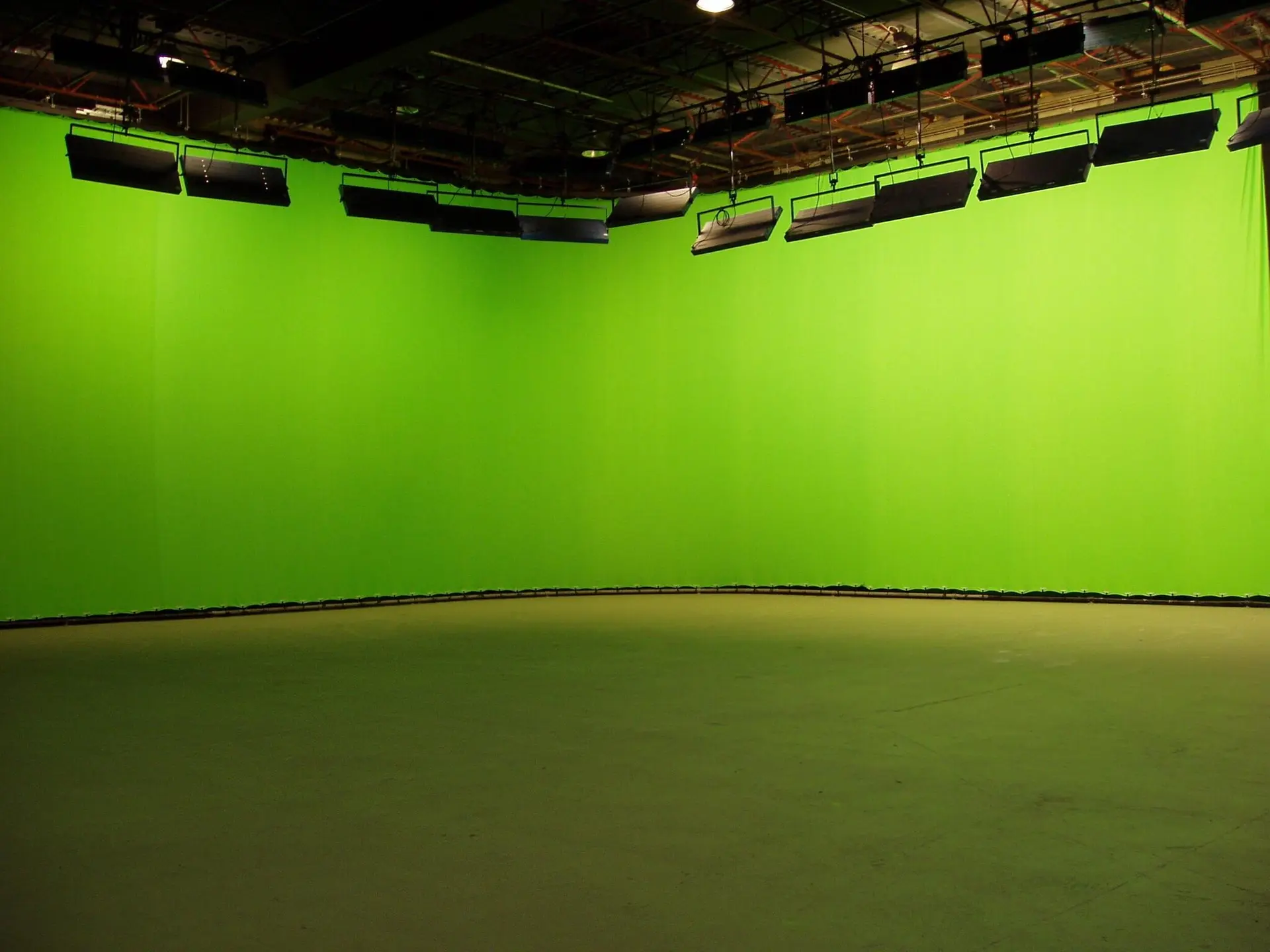 Property at 140-144 RIVERSIDE DRIVE, North Vancouver, BC