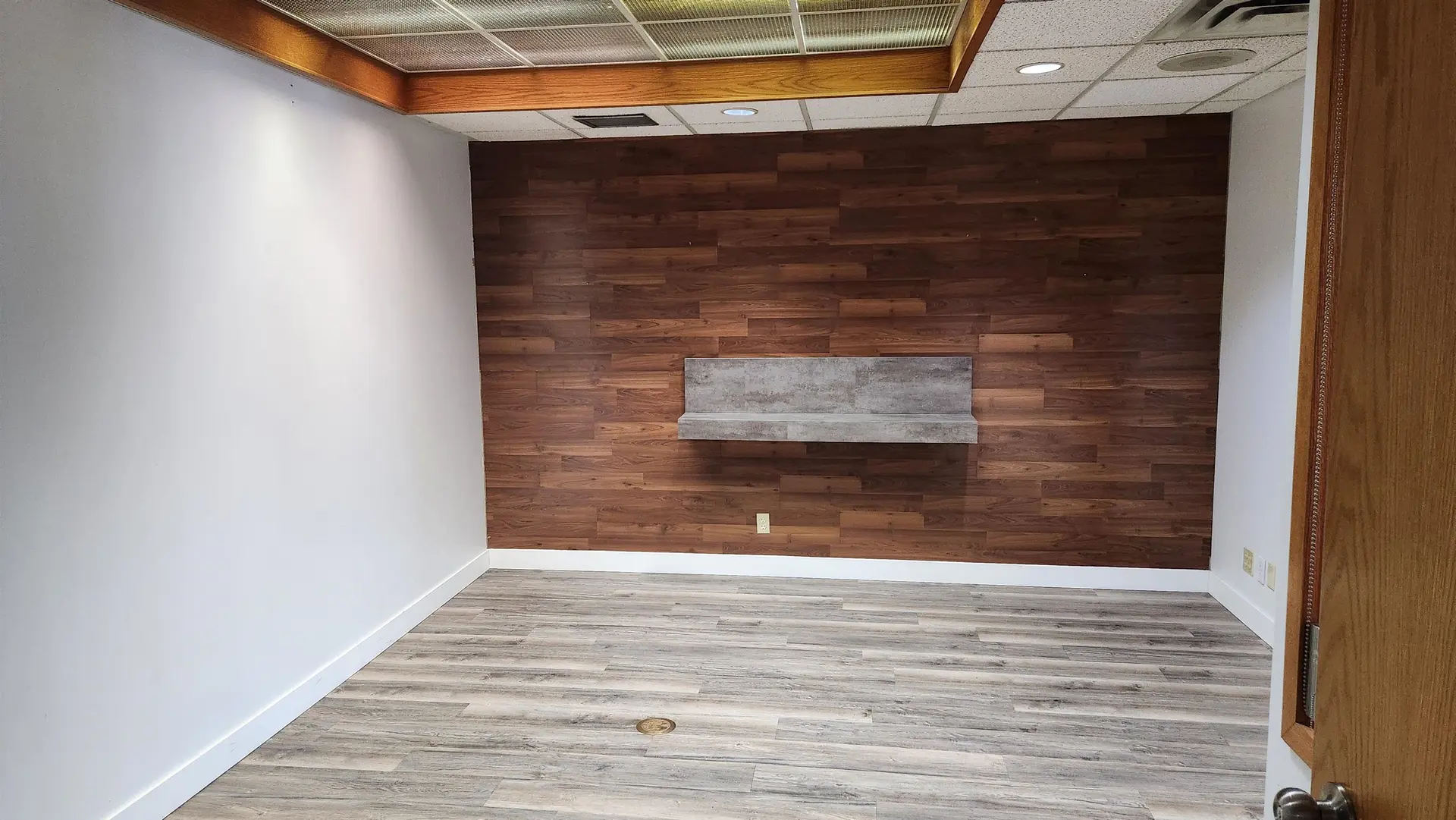 Property at #201 22575 LOUGHEED HIGHWAY, Maple Ridge, BC