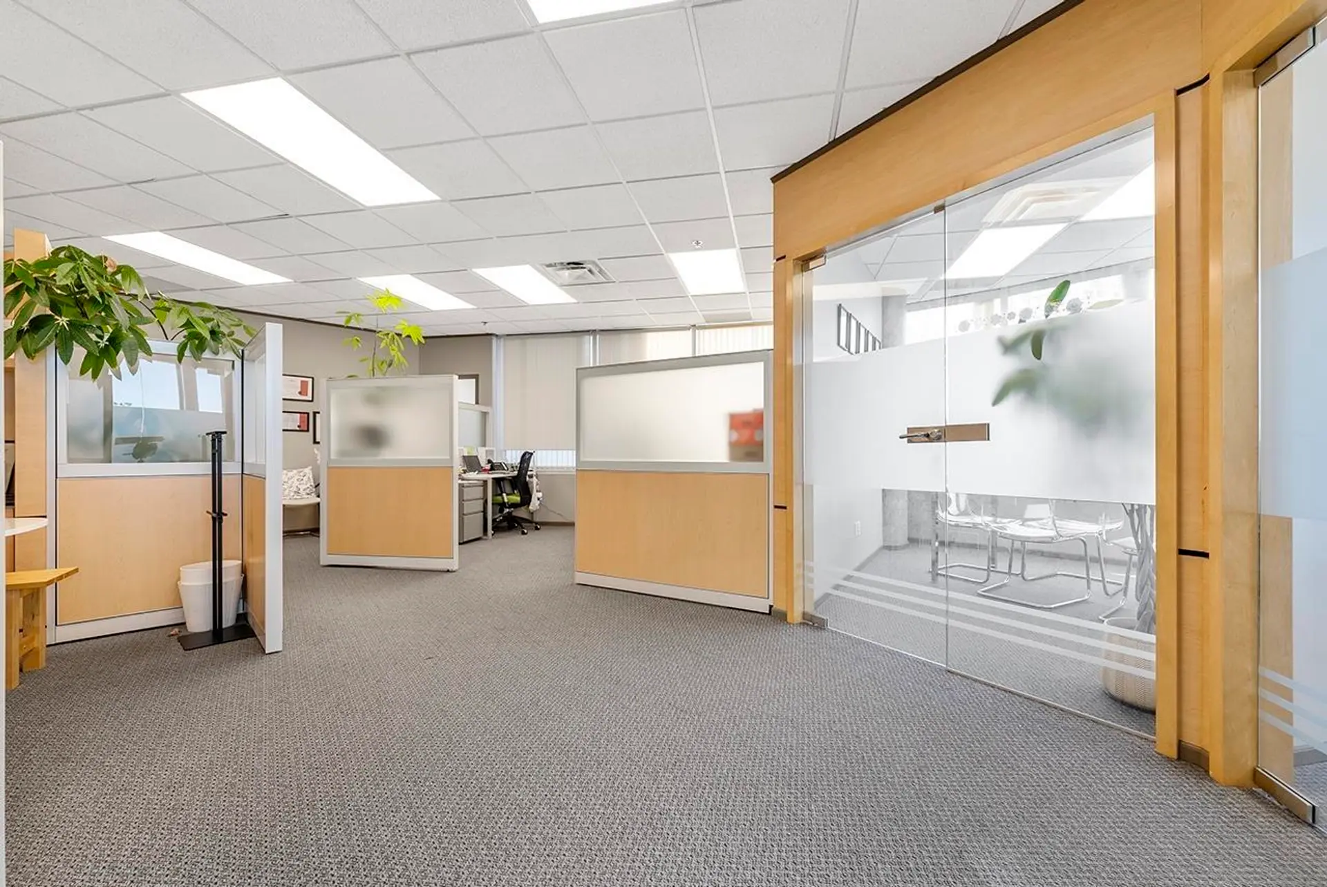 Property at #401 4538 KINGSWAY, Burnaby, BC