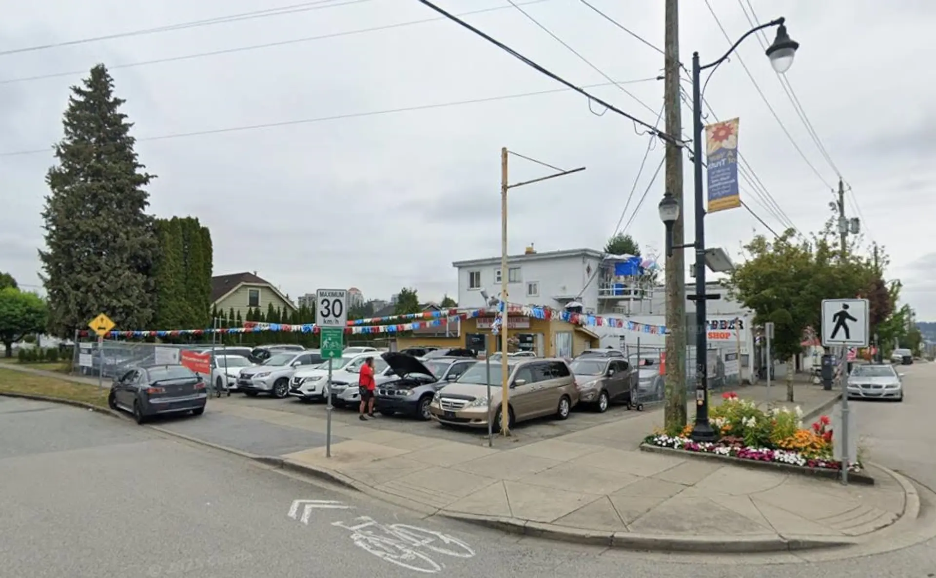 Property at 909 913 915 TWELFTH STREET, New Westminster, BC