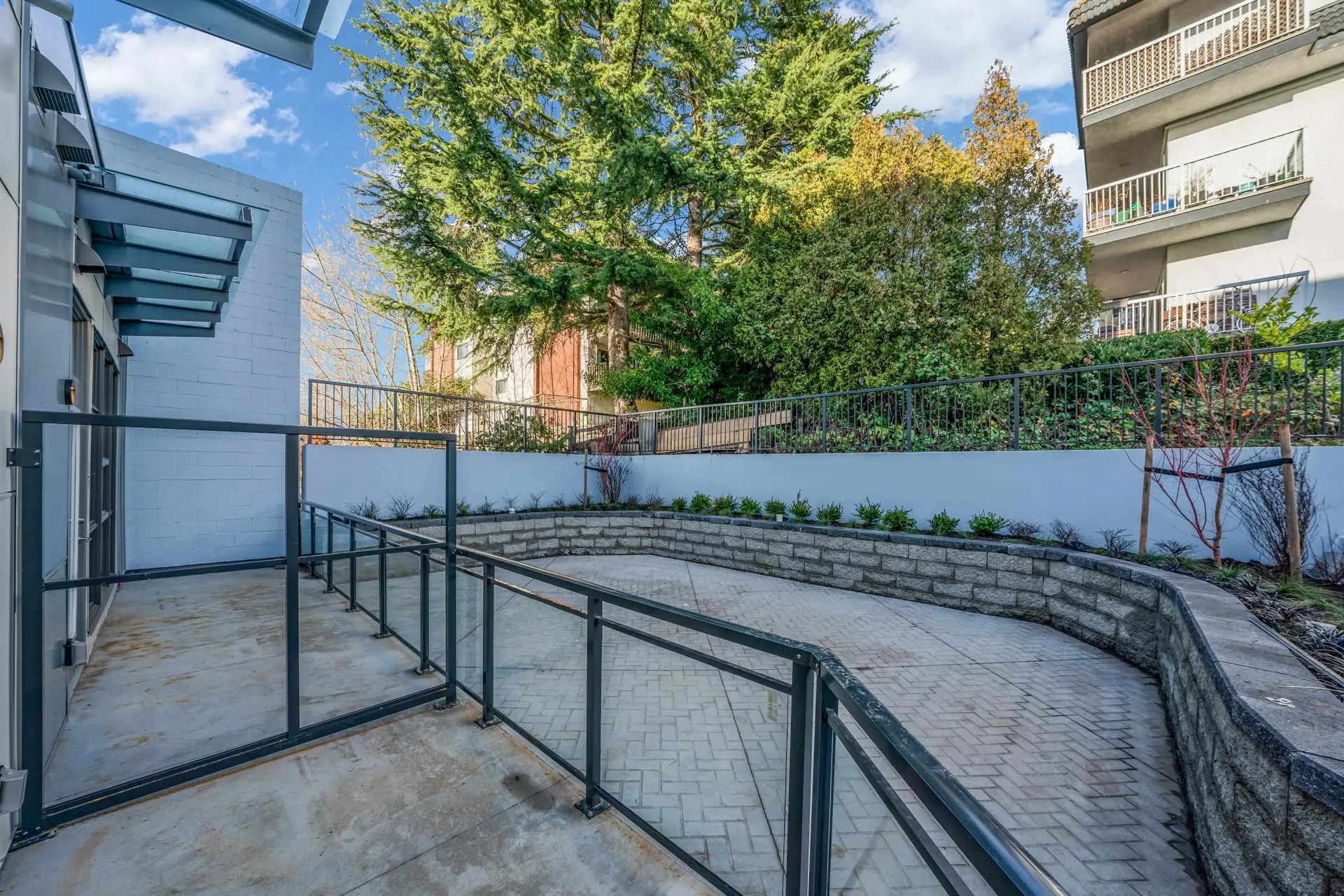 Property at #101 5535 HASTINGS STREET, Burnaby, BC