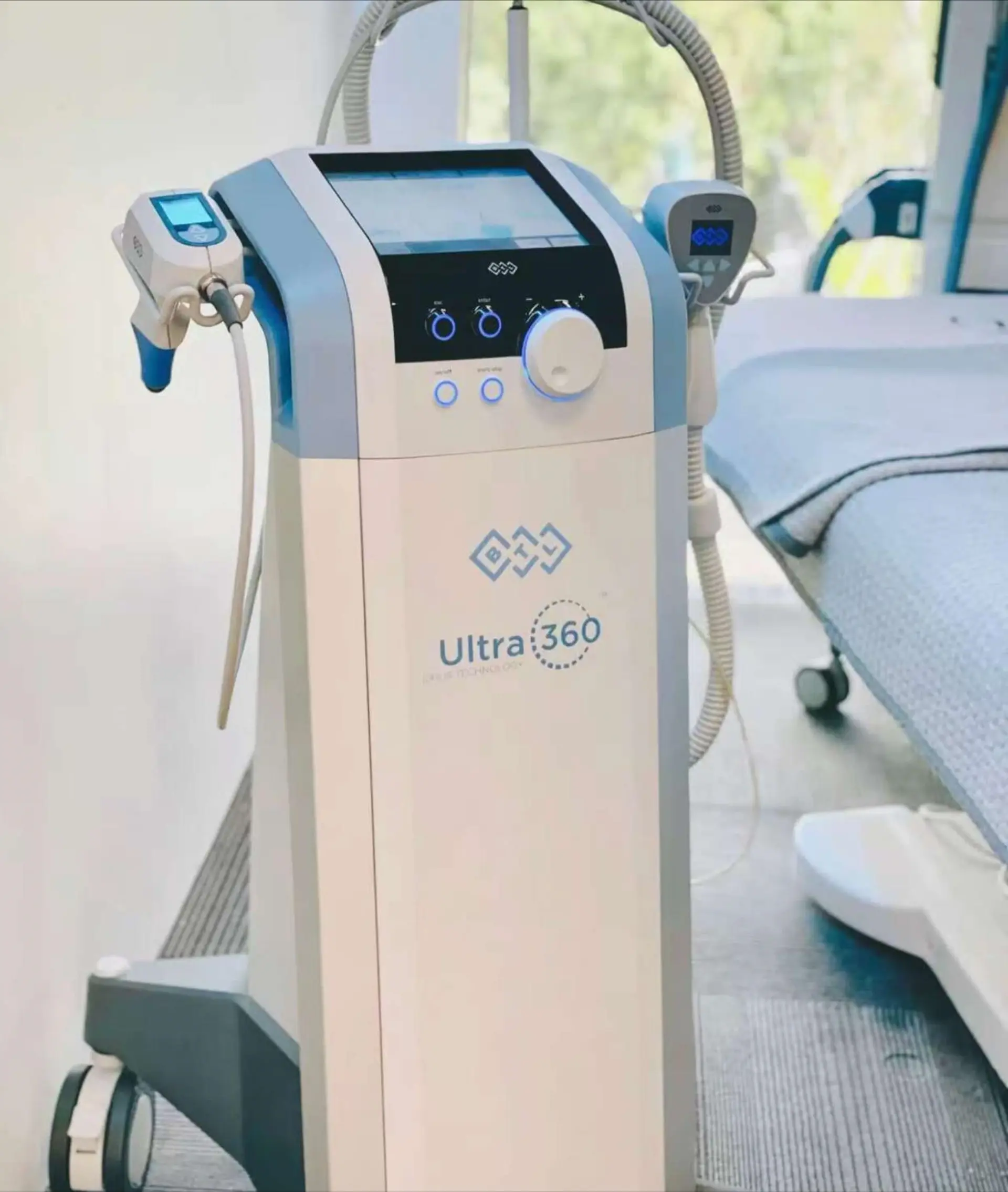 Property at #700 4400 HAZELBRIDGE WAY, Richmond, BC