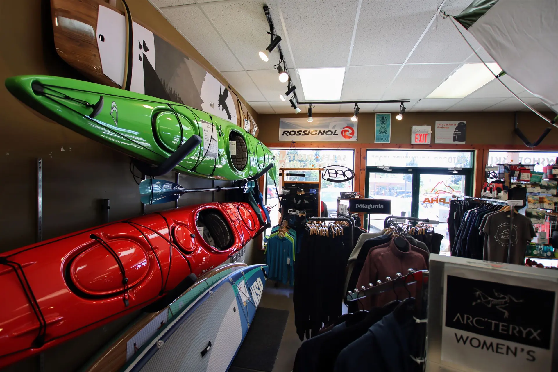 Property at 4330 SUNSHINE COAST HIGHWAY, Sechelt, BC