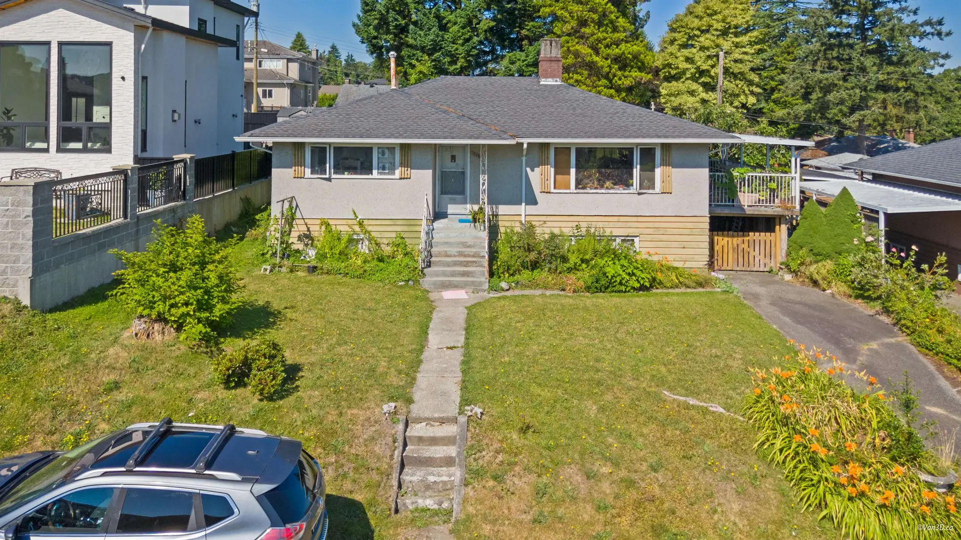 Property at 5017 PIONEER AVENUE, Burnaby, BC