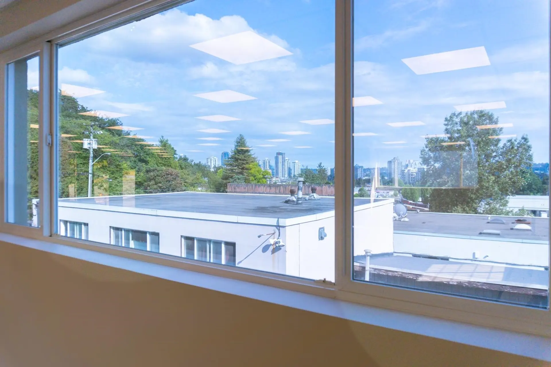 Property at #UPPER 520 SHARPE STREET, New Westminster, BC