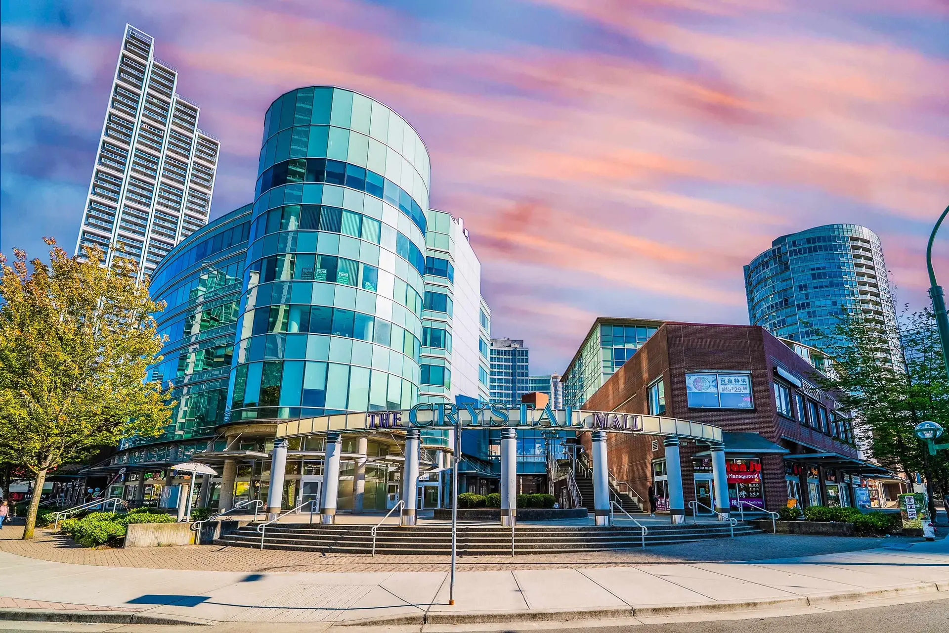 Property at #2820 4500 KINGSWAY, Burnaby, BC