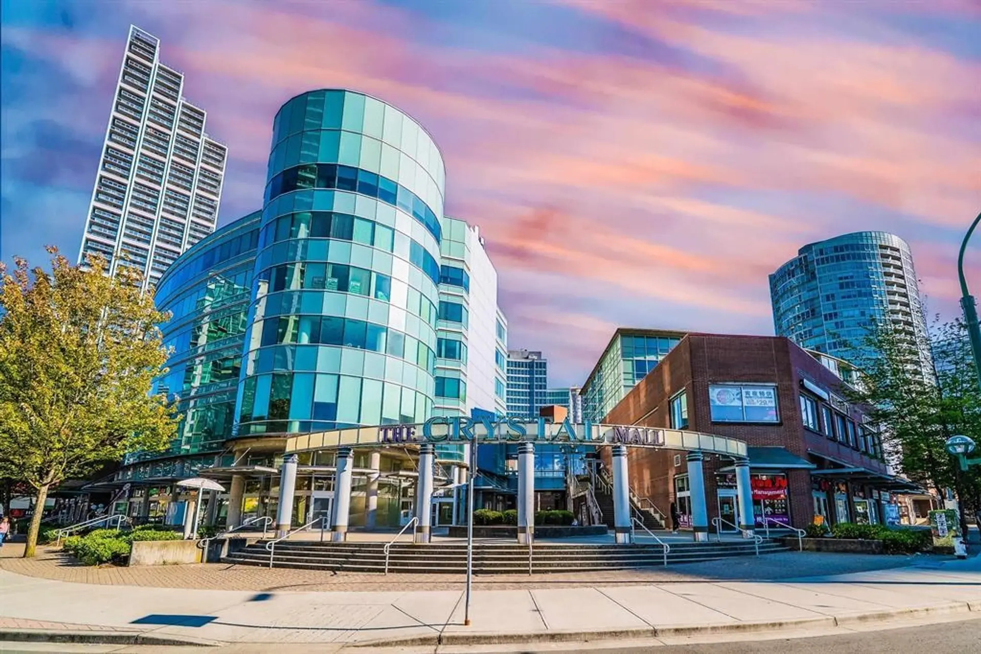 Property at #2820 4500 KINGSWAY, Burnaby, BC